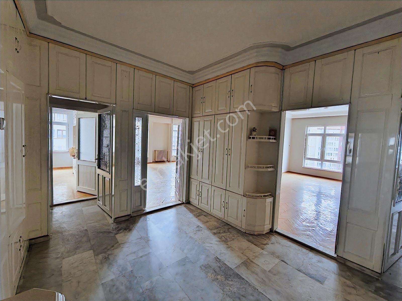 Sahabiye Erciyes Sitelerinde 4+1 Satılık Daire - Görsel 9