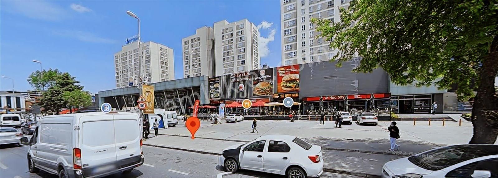 Doğan Araslı Bulvarı'nda 800 M2 Avm Ve Cadde Girişli Mağaza