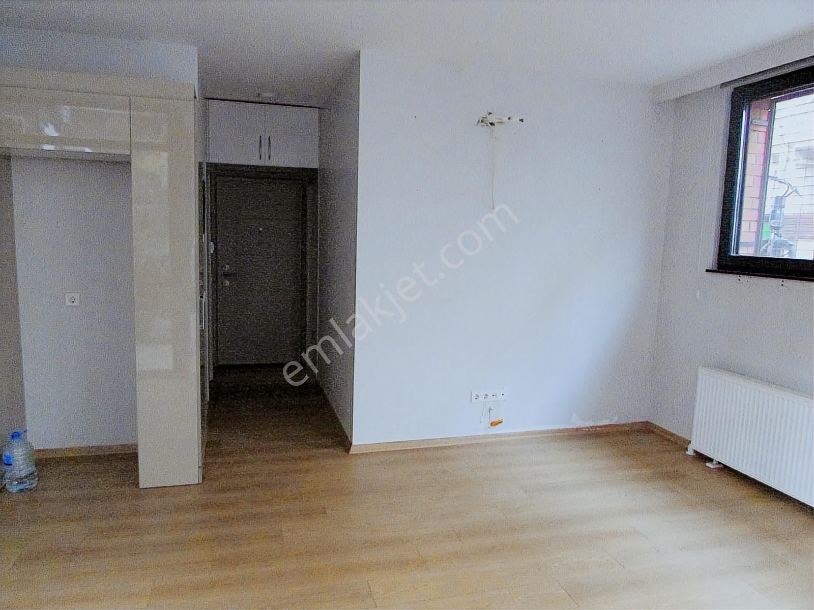 Kadıköy Osmanağa Genç Bina Kombili Müstakil Bahçeli 1+1 Dükkan - Görsel 19