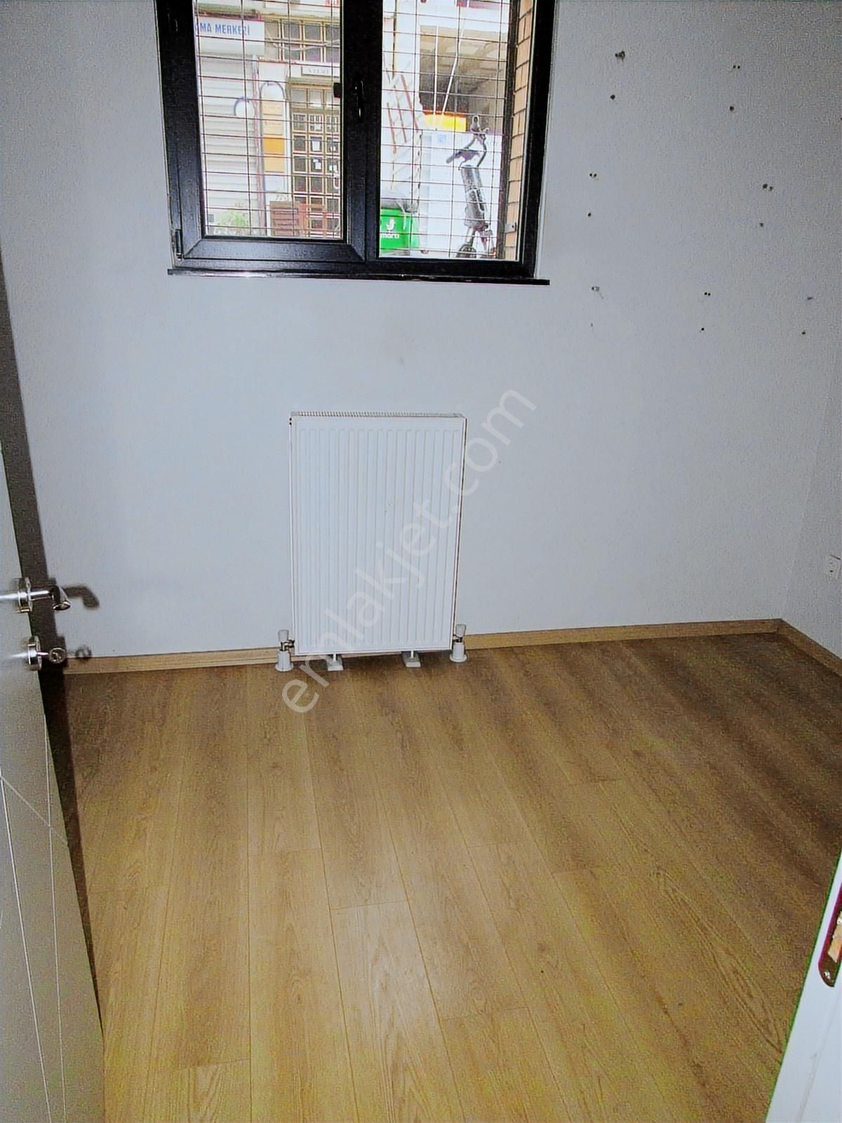 Kadıköy Osmanağa Genç Bina Kombili Müstakil Bahçeli 1+1 Dükkan - Görsel 4