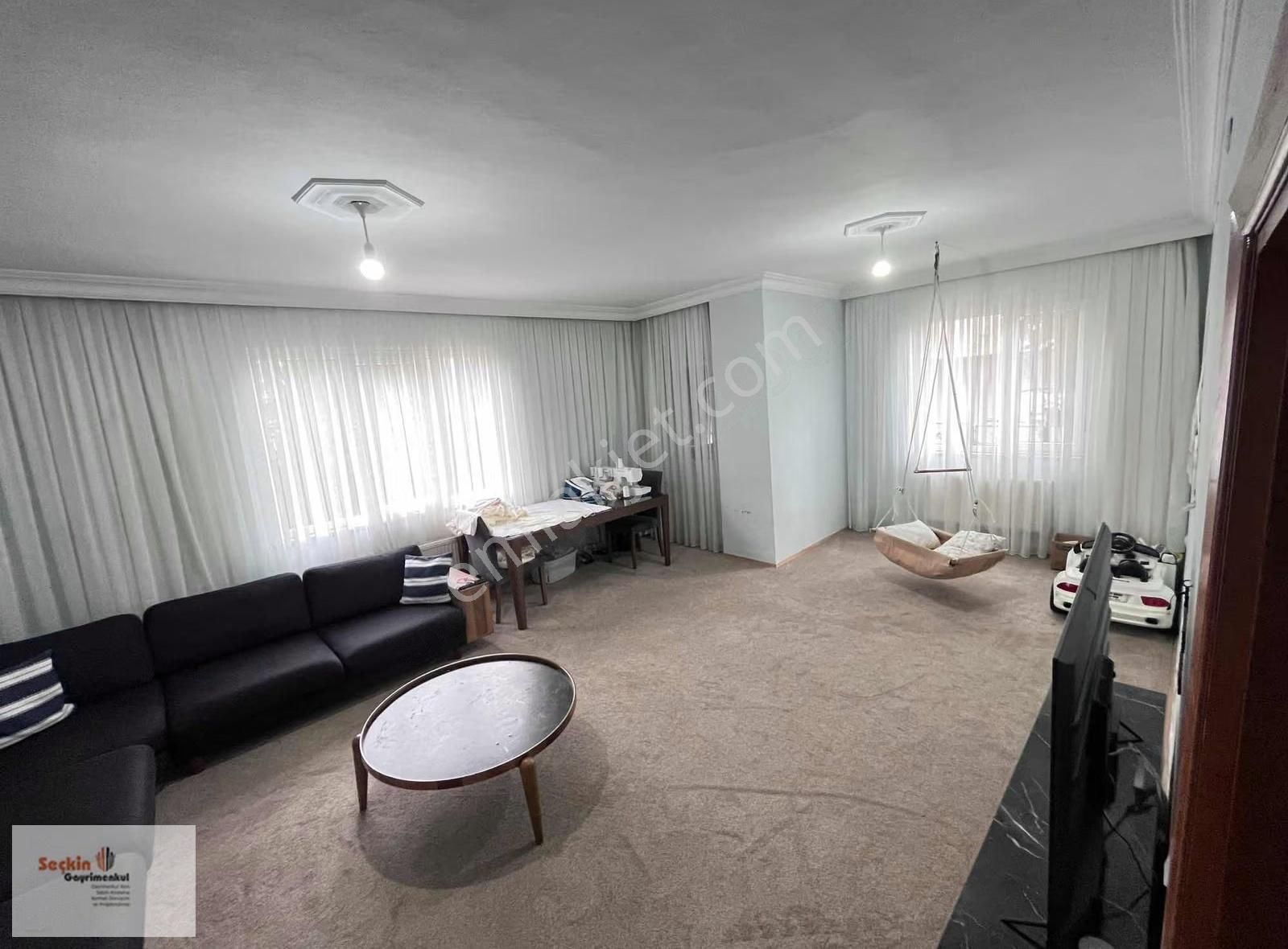 Maltepe Altayçeşme Mah 145 M2 Otoparklı Caddeye Metroya Yakın - Görsel 3