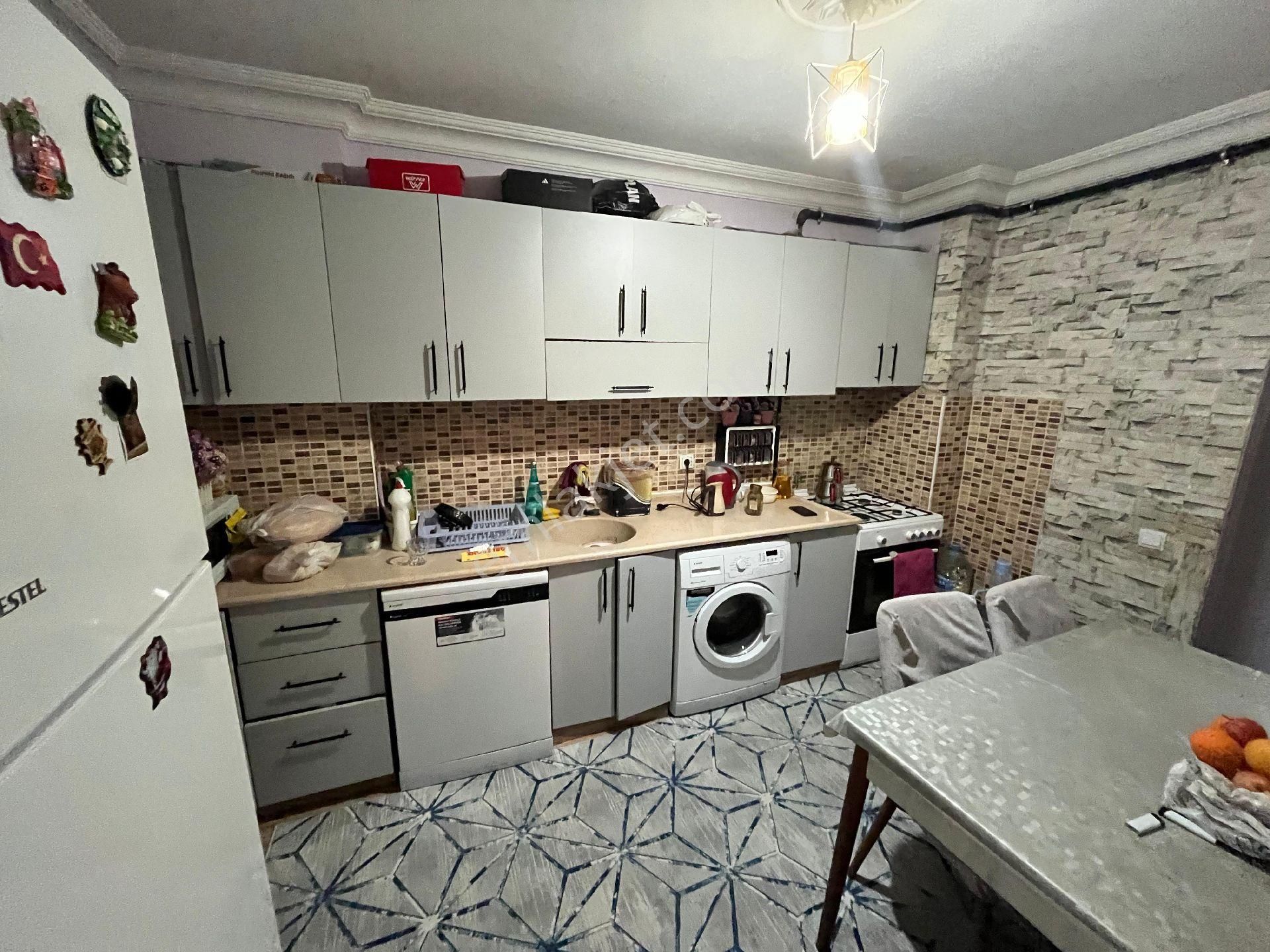 Satılık... Habiblerde Arakatta Herşeyi Ayrı Geniş Kullanışlı 2+1 - Görsel 9