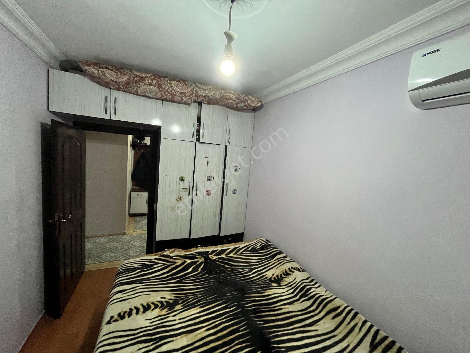 Satılık... Habiblerde Arakatta Herşeyi Ayrı Geniş Kullanışlı 2+1 - Görsel 2