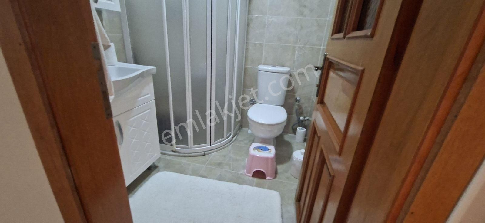 Bahçelievler Çamlık Caddesine 2.bina 3+1 125m2 Asansörlü Arakat - Görsel 4