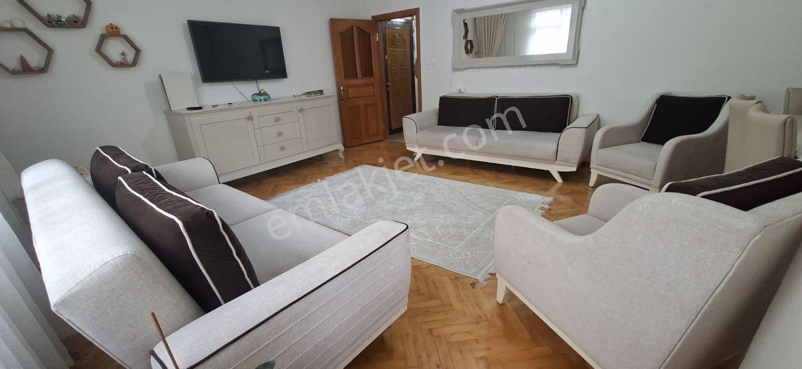 Bahçelievler Çamlık Caddesine 2.bina 3+1 125m2 Asansörlü Arakat - Görsel 9