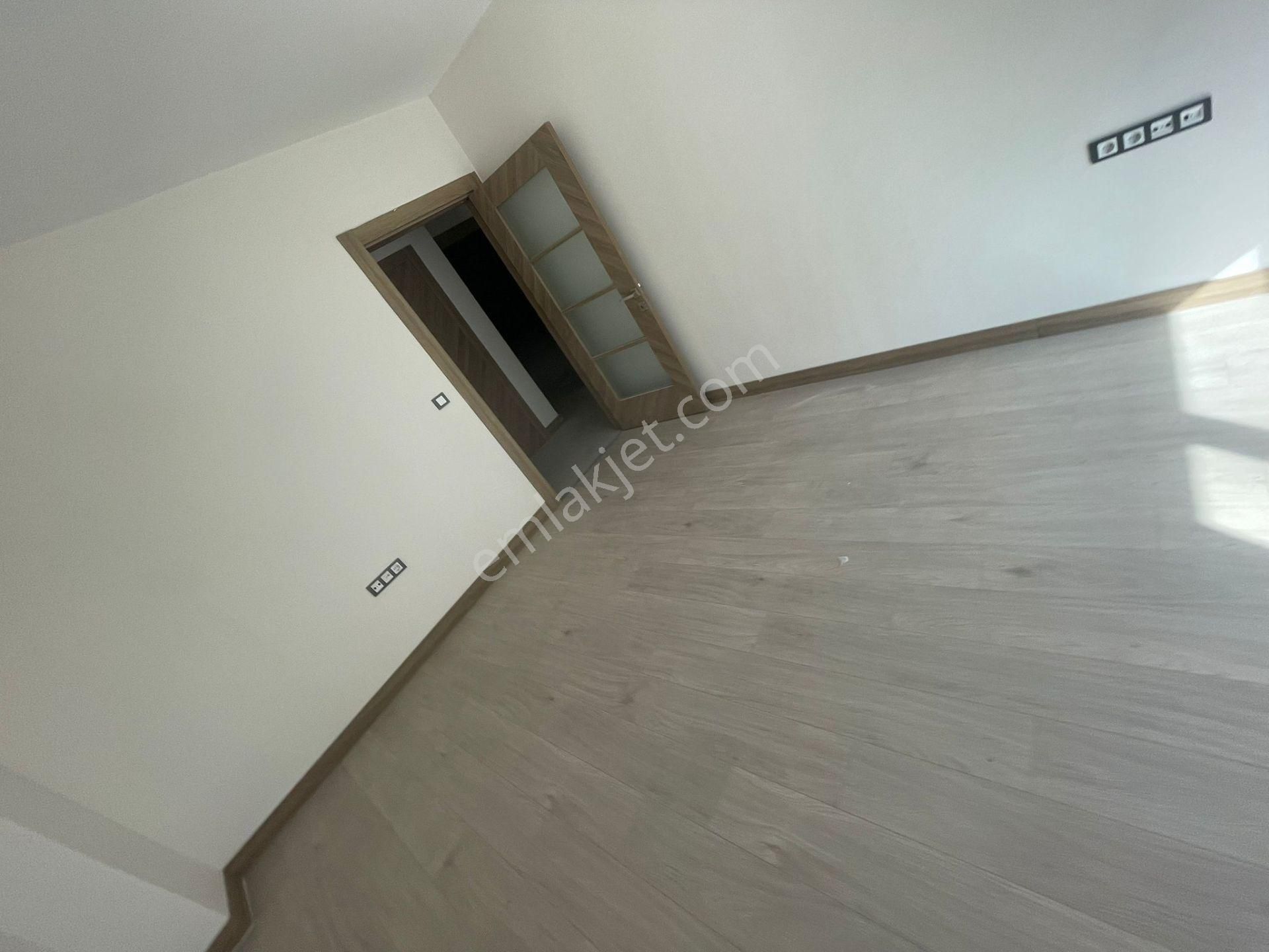 Adana Sarıçamda Göztepe Tokilerde 3+1 Geniş Full Eksiksiz Kiralık Daire - Görsel 12