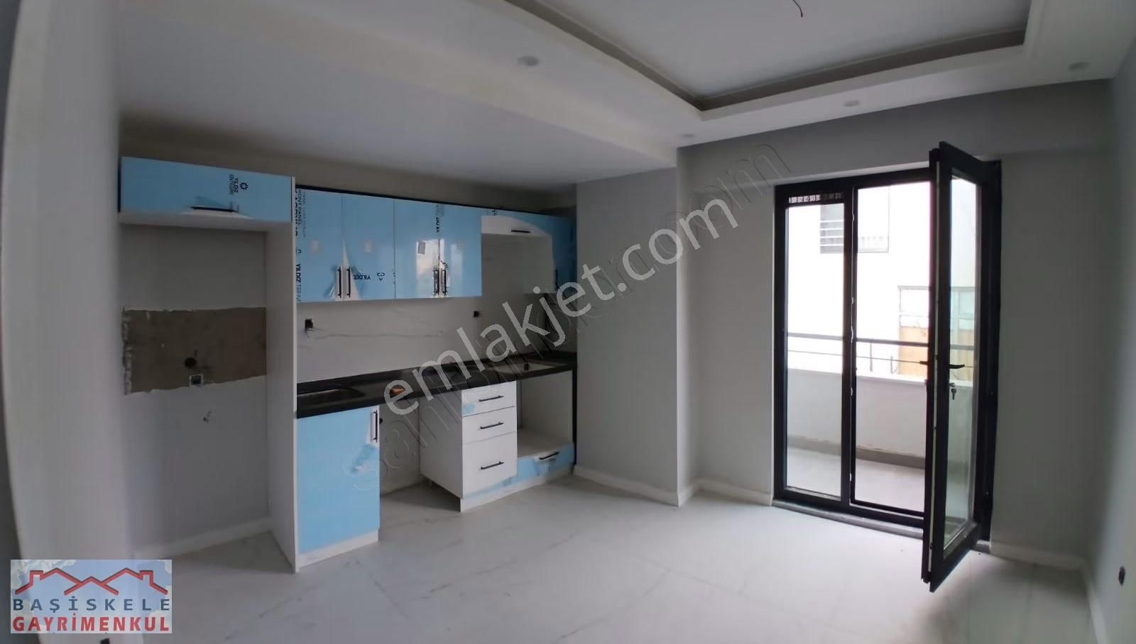 Satılık Ara Kat Daire 3+1 / 137 M² - Görsel 2