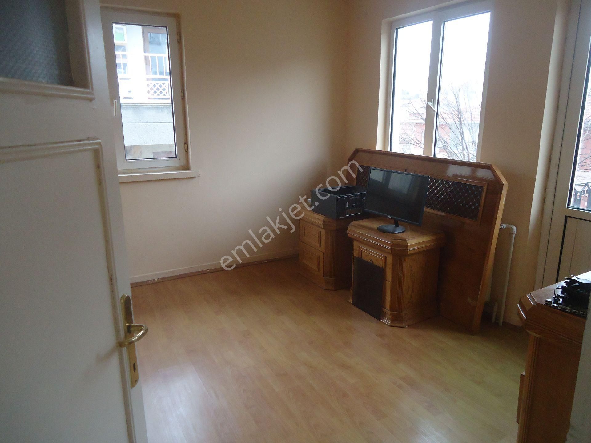 Aydınlıkevler De 3+1 Kiralık Daire Gizem Emlaktan - Görsel 3
