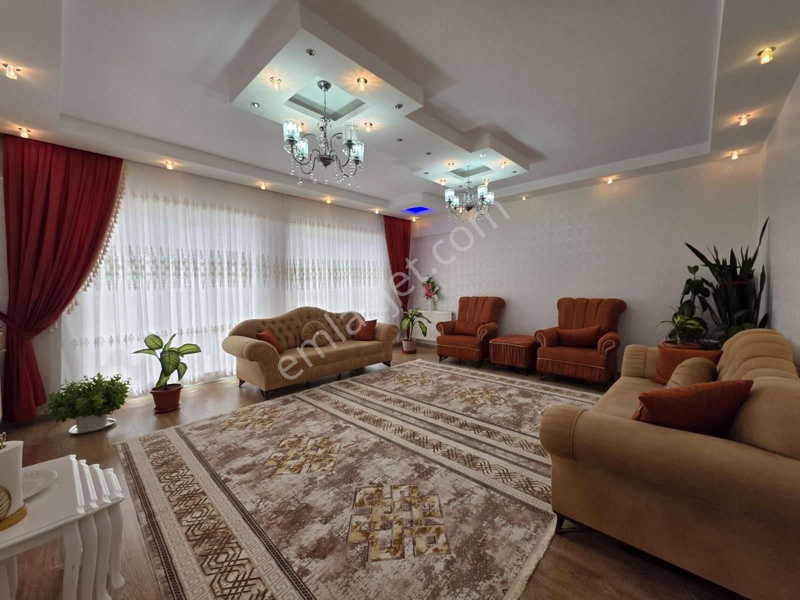 Aktif'ten Şahsi Tapu Garajlı E.banyolu Emsalsiz Genişlikte 3+1