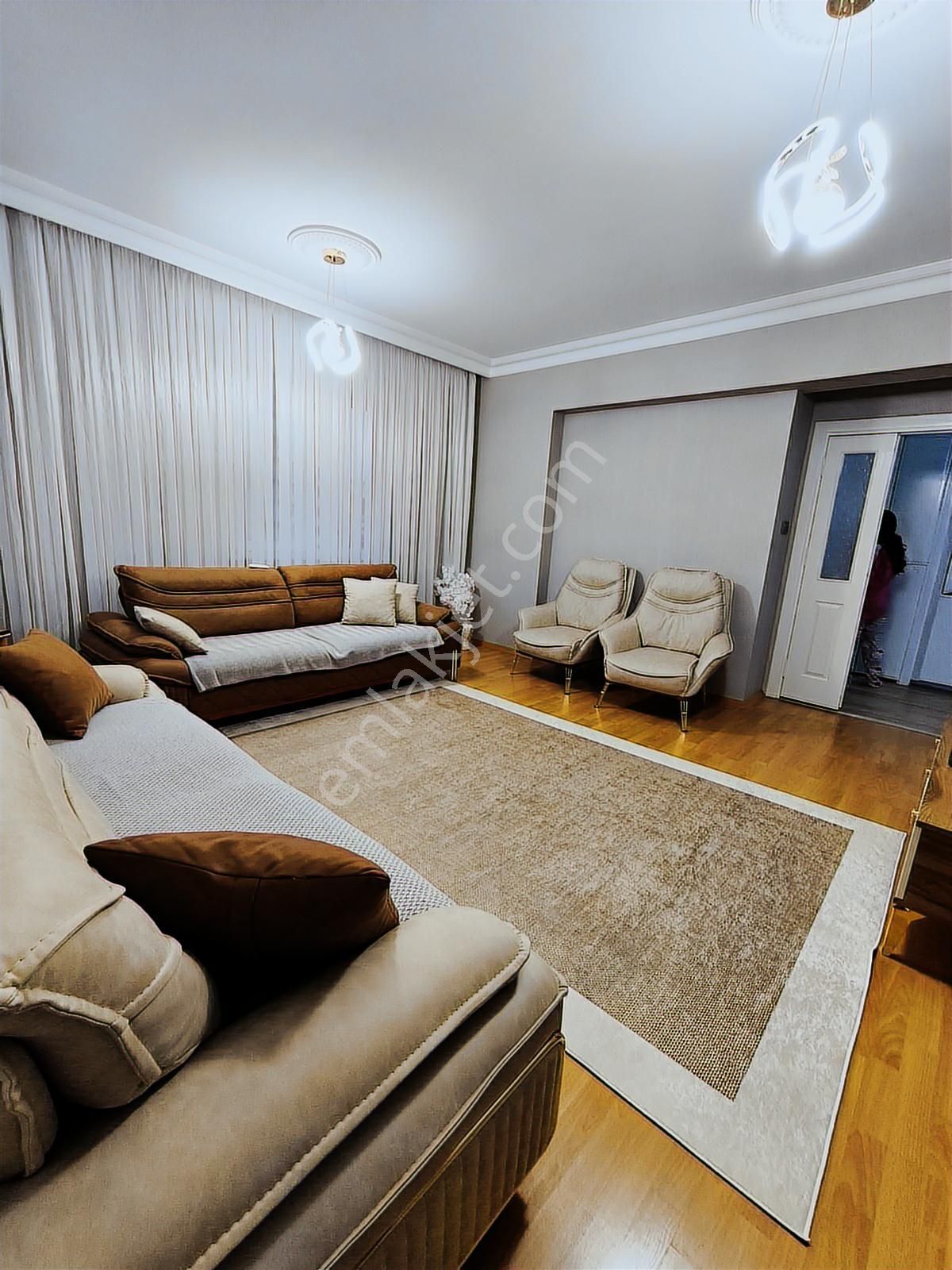 Aktif'den Site İçinde Full Bakımlı Arakat Daire..