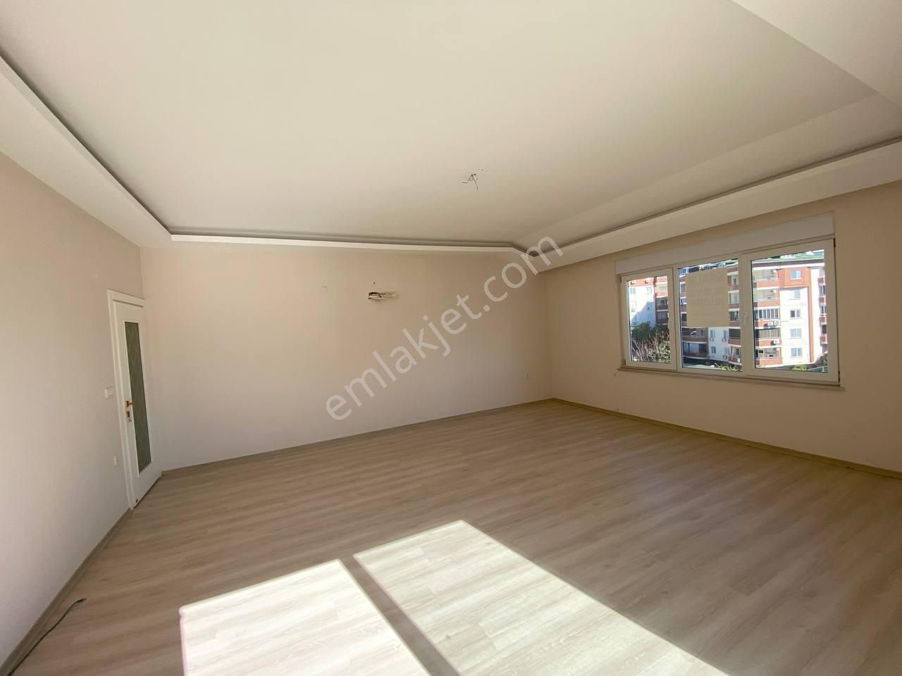 Cikcilli'de Hastaneye Yakın 3+1 Ayrı Mutfaklı 160 M2 Güney Doğu - Görsel 9