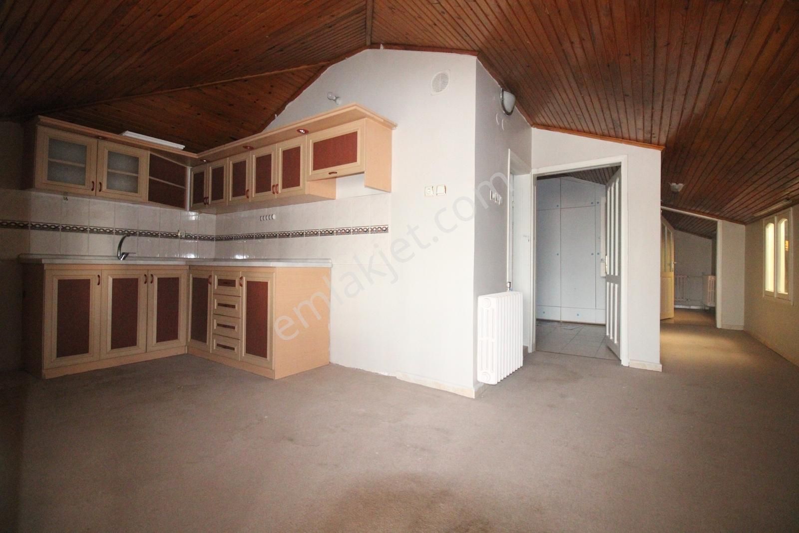 Start Yön Gayrimenkul Den Aile Apt Da Ferah Geniş 3+1 Dublex - Görsel 5