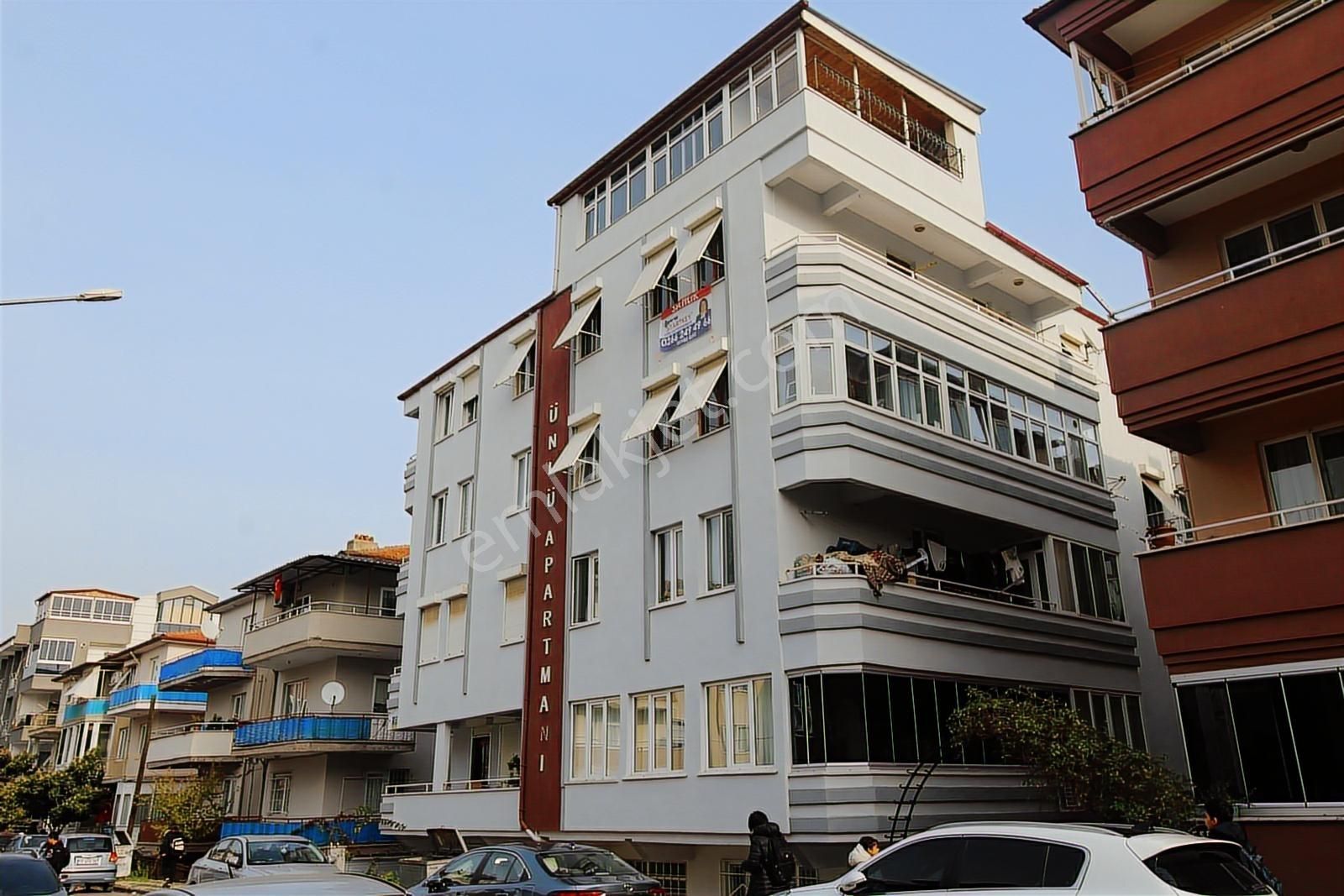 Start Yön Gayrimenkul Den Aile Apt Da Ferah Geniş 3+1 Dublex