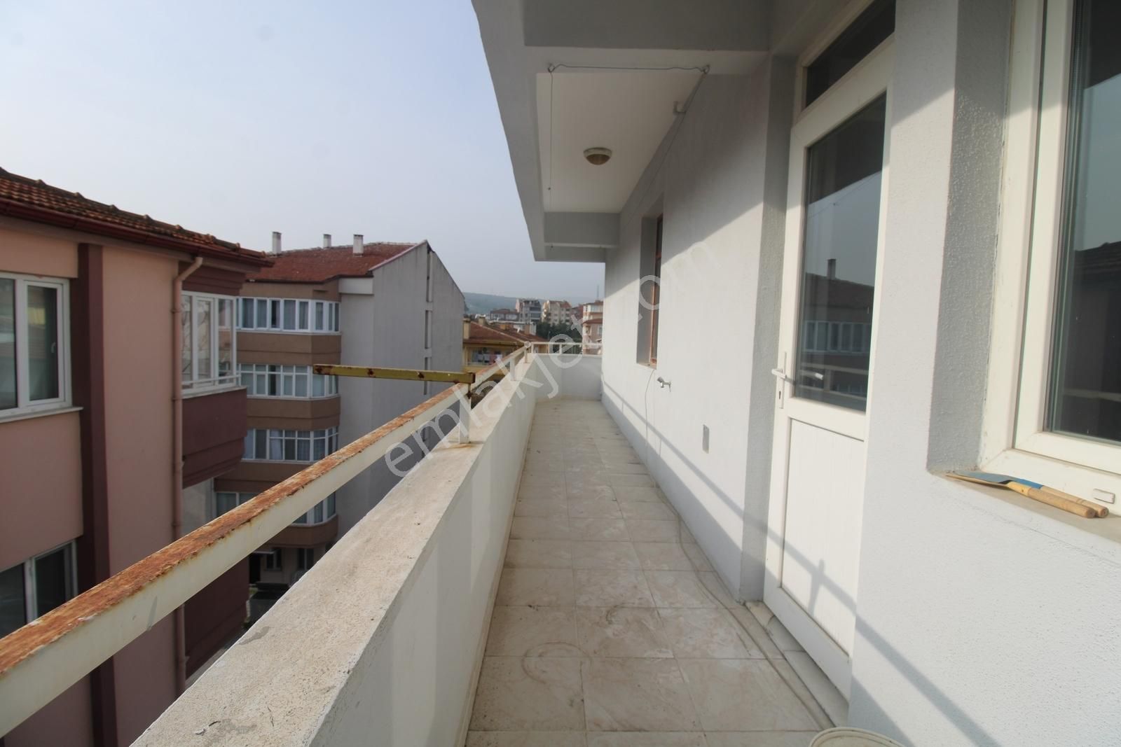 Start Yön Gayrimenkul Den Aile Apt Da Ferah Geniş 3+1 Dublex - Görsel 4