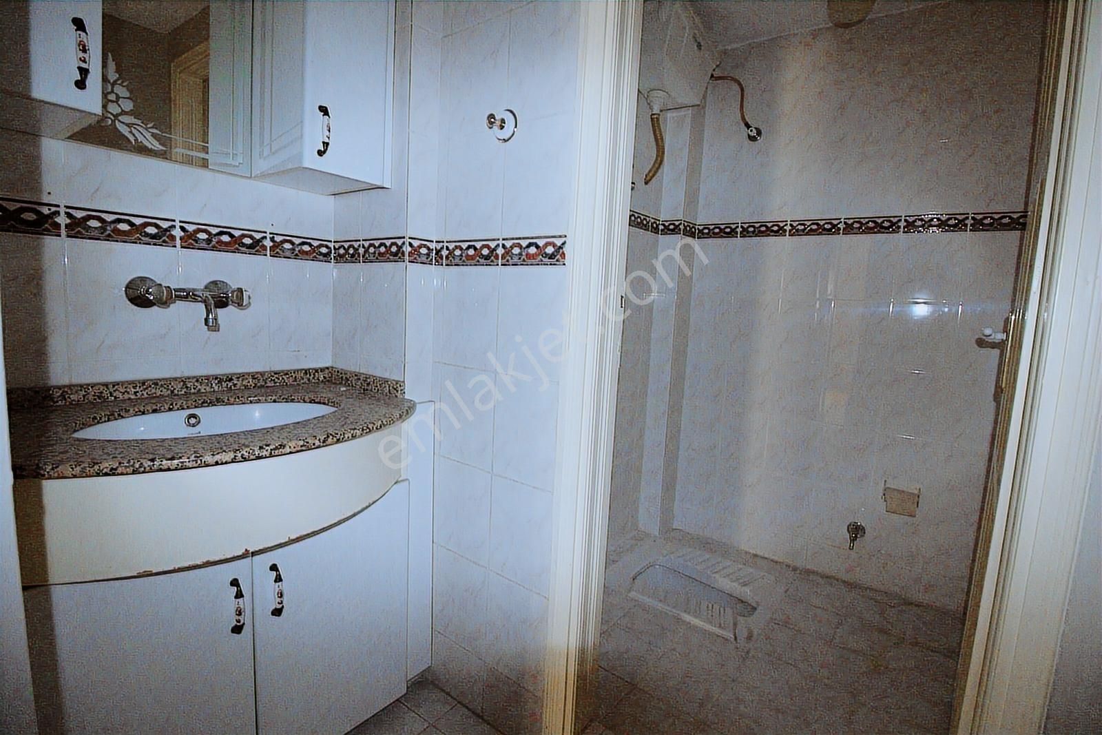 Start Yön Gayrimenkul Den Aile Apt Da Ferah Geniş 3+1 Dublex - Görsel 14