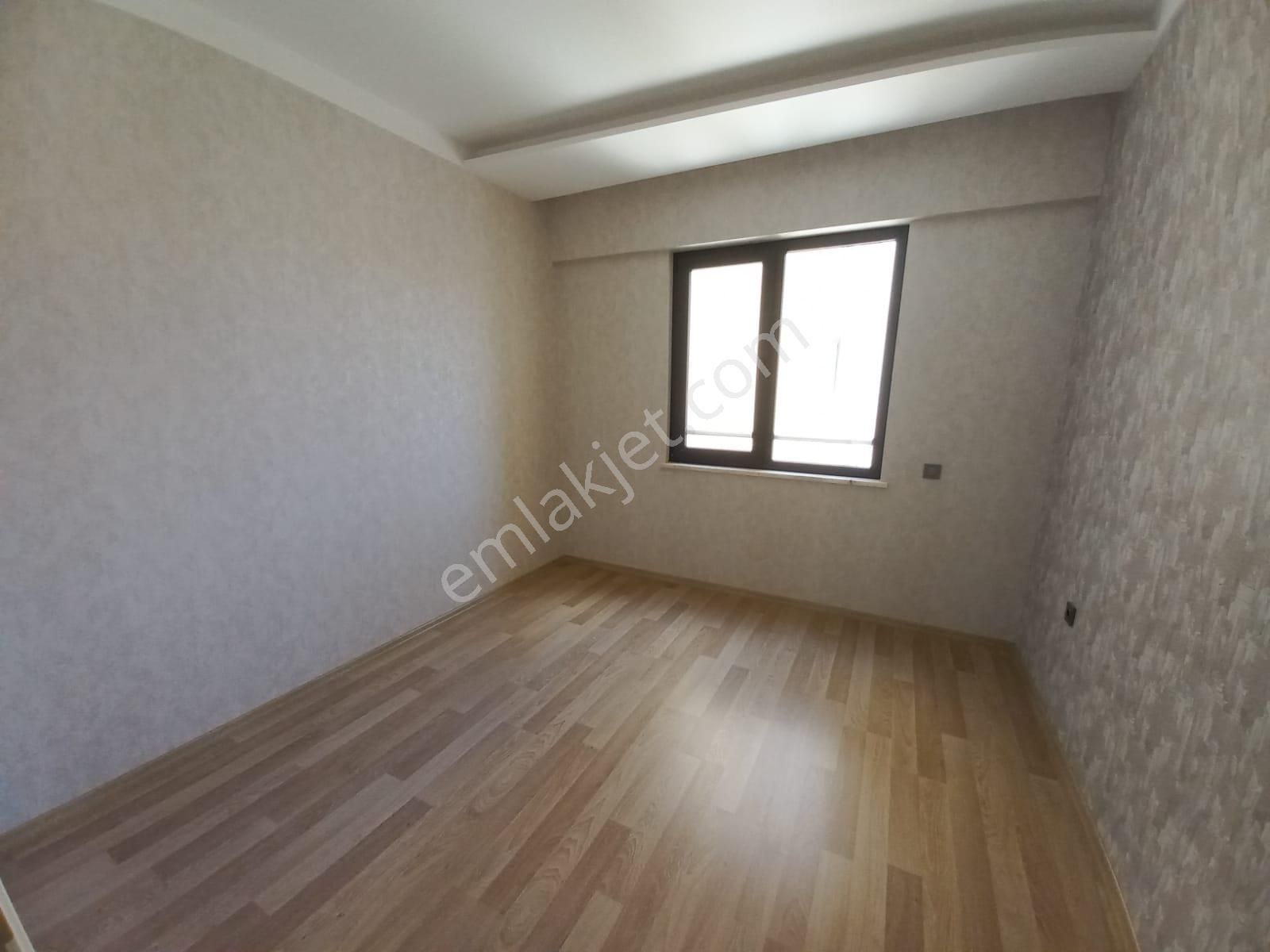 Emrah Çiftci'den Selçuklu Sancak Mah.veysel Karani Cad.yanı Kiralık 3+1 Daire - Görsel 13