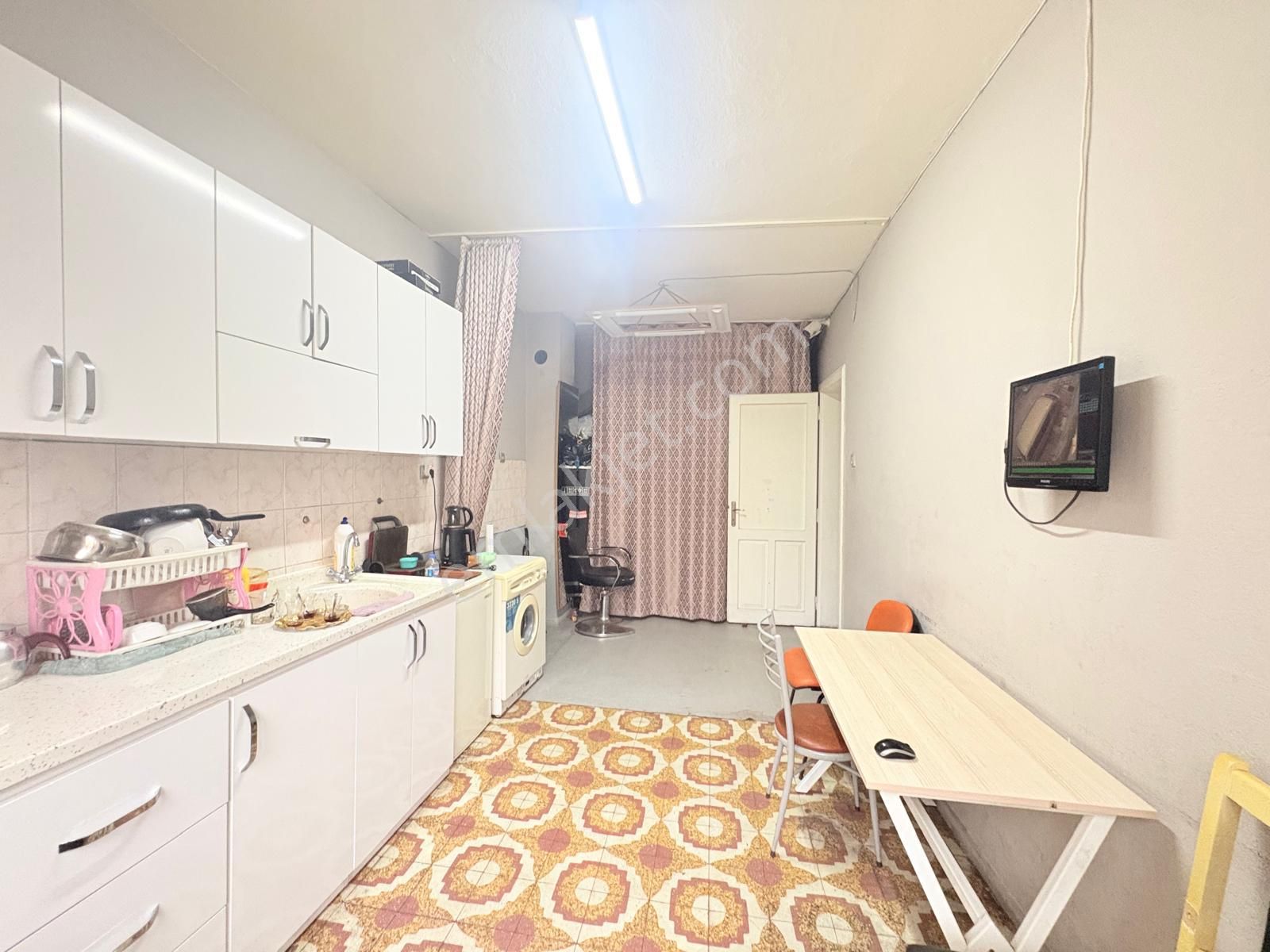 Prestij'den Camişerifte Geniş Oturumlu 3+1 Daire - Görsel 2