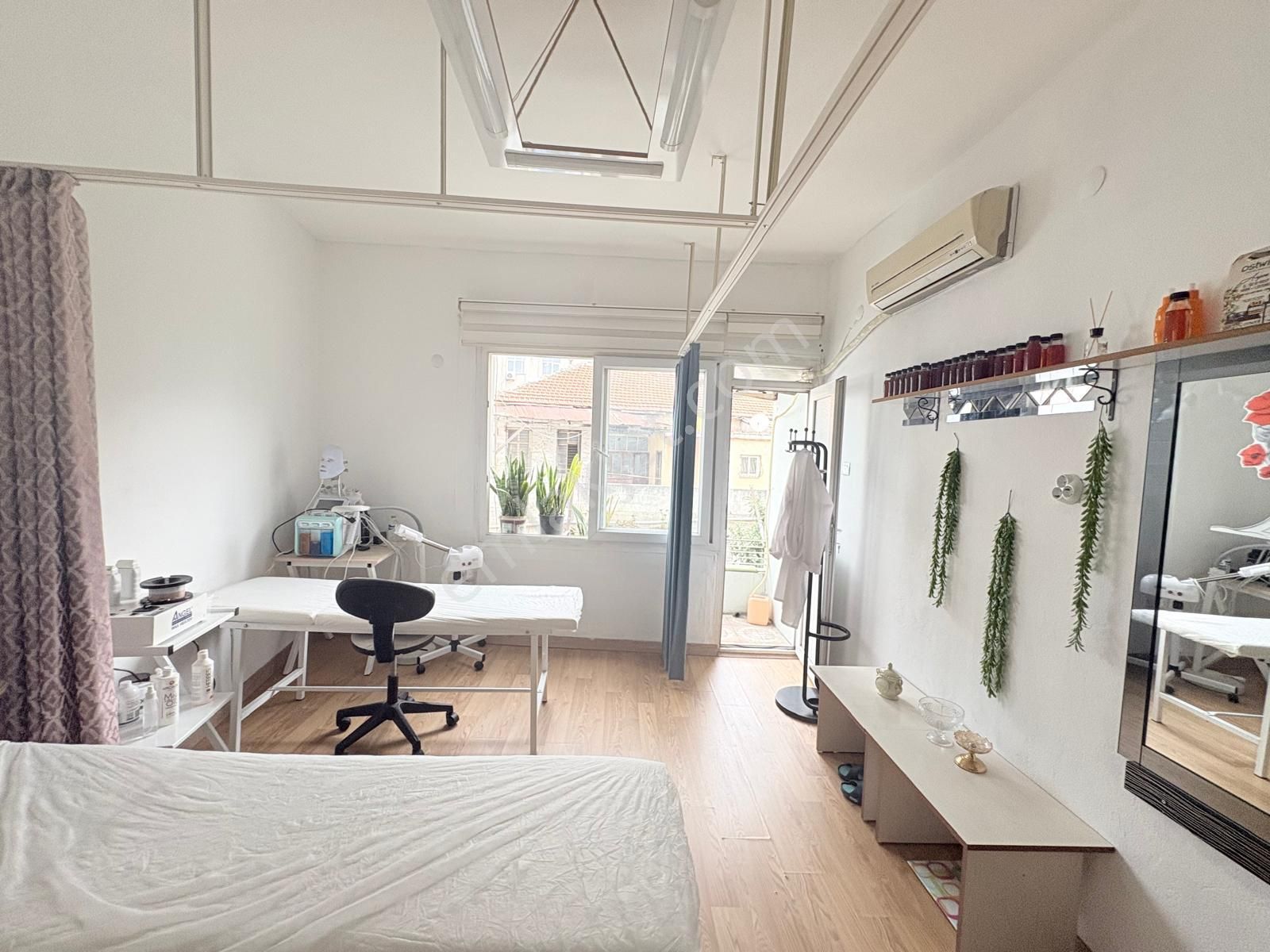 Prestij'den Camişerifte Geniş Oturumlu 3+1 Daire - Görsel 4