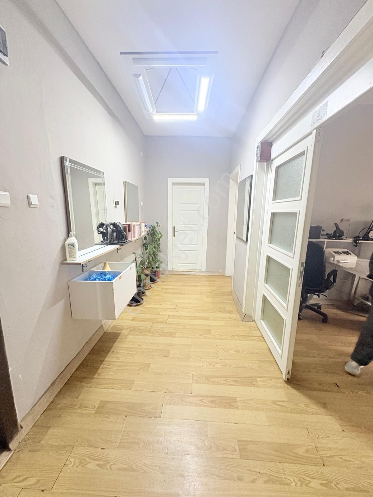 Prestij'den Camişerifte Geniş Oturumlu 3+1 Daire - Görsel 20