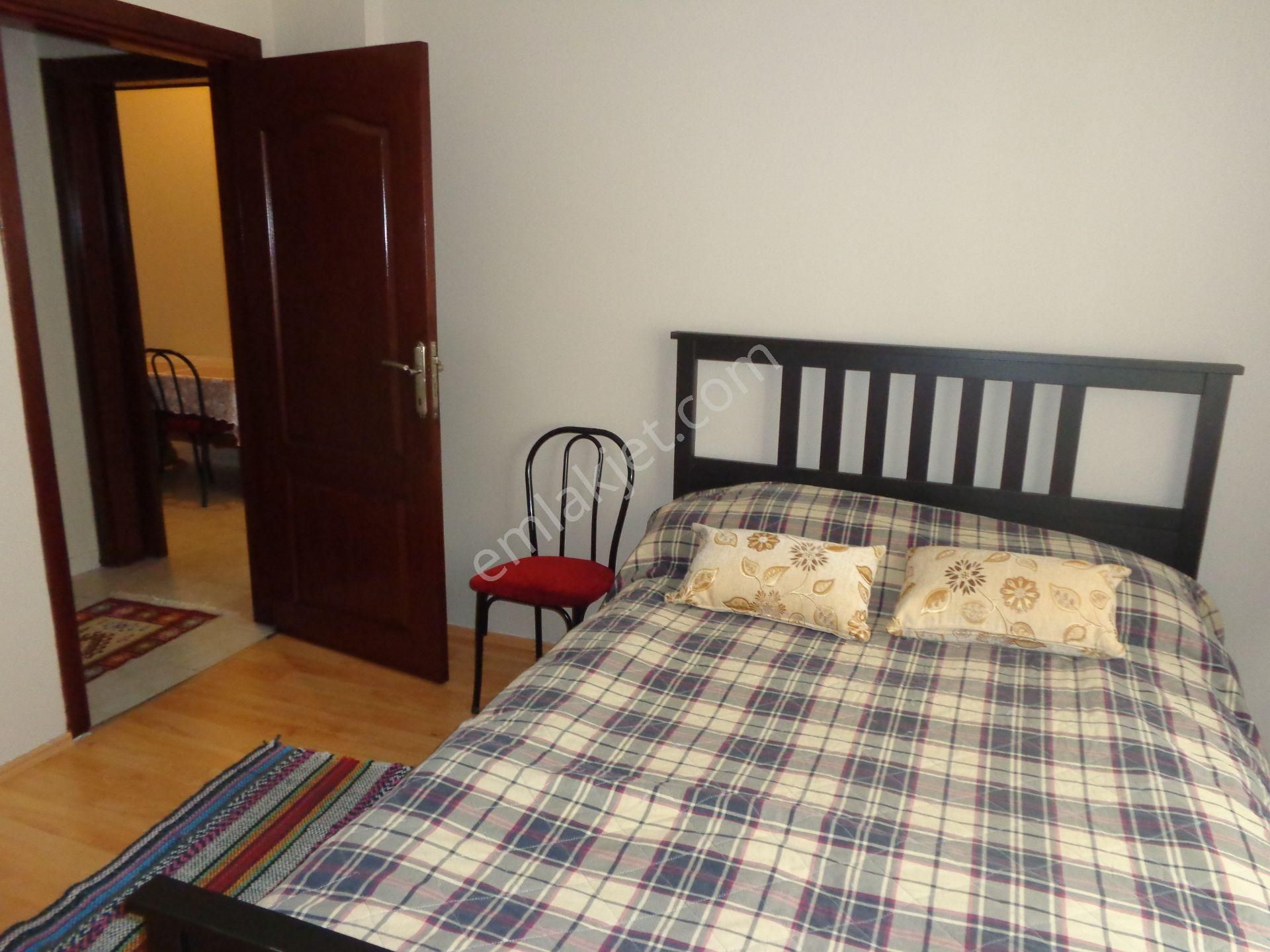 Refik Belendir Sokakta 2.kat , 3+1 , Mobilyalı, Manzaralı, Merkezi ,bakımlı.... - Görsel 18