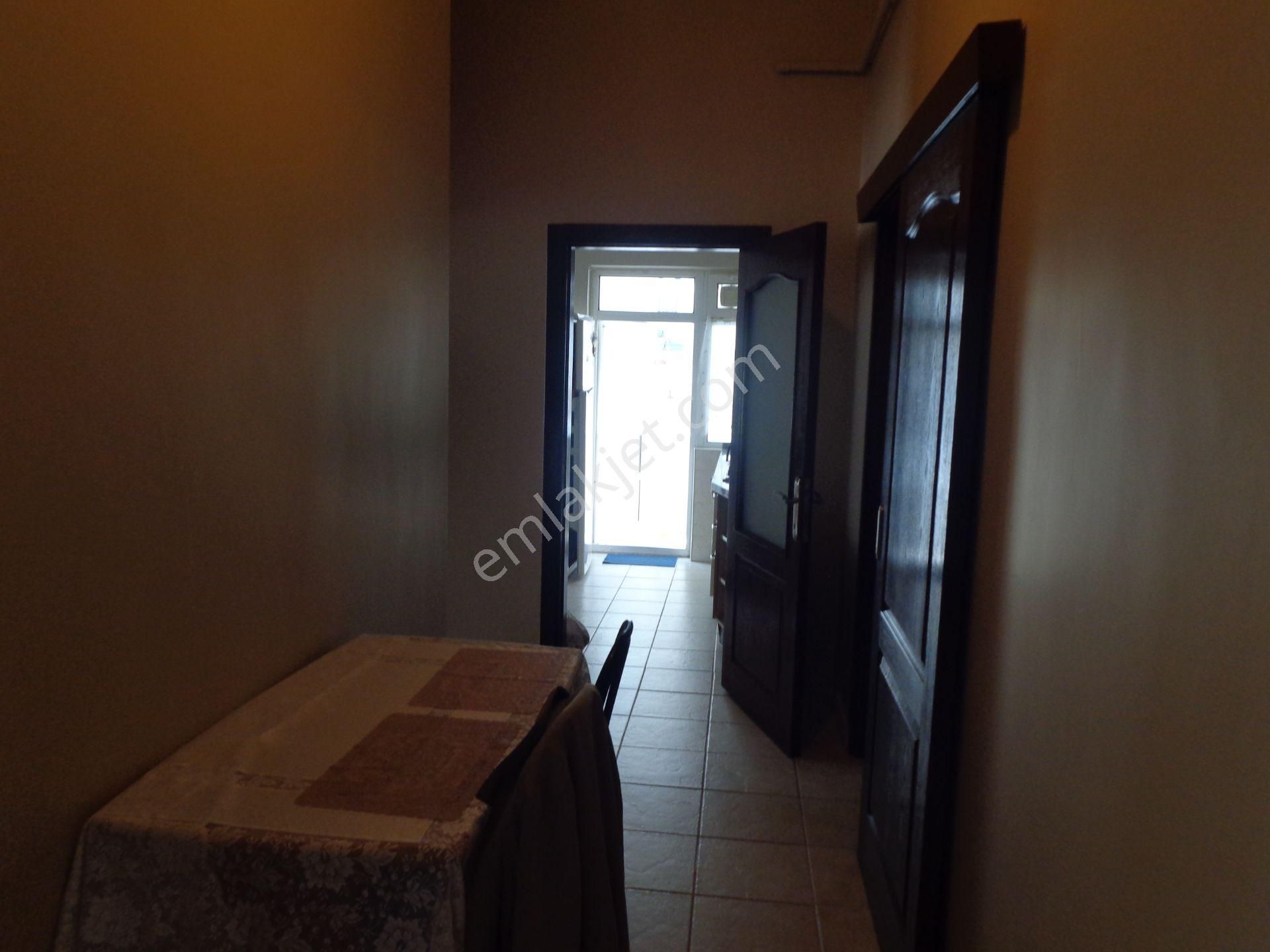 Refik Belendir Sokakta 2.kat , 3+1 , Mobilyalı, Manzaralı, Merkezi ,bakımlı.... - Görsel 4