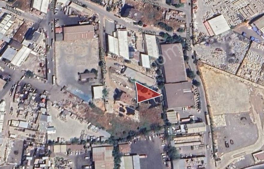 Ataşehir Ferhatpaşa'da Konut İmarlı Arsa
