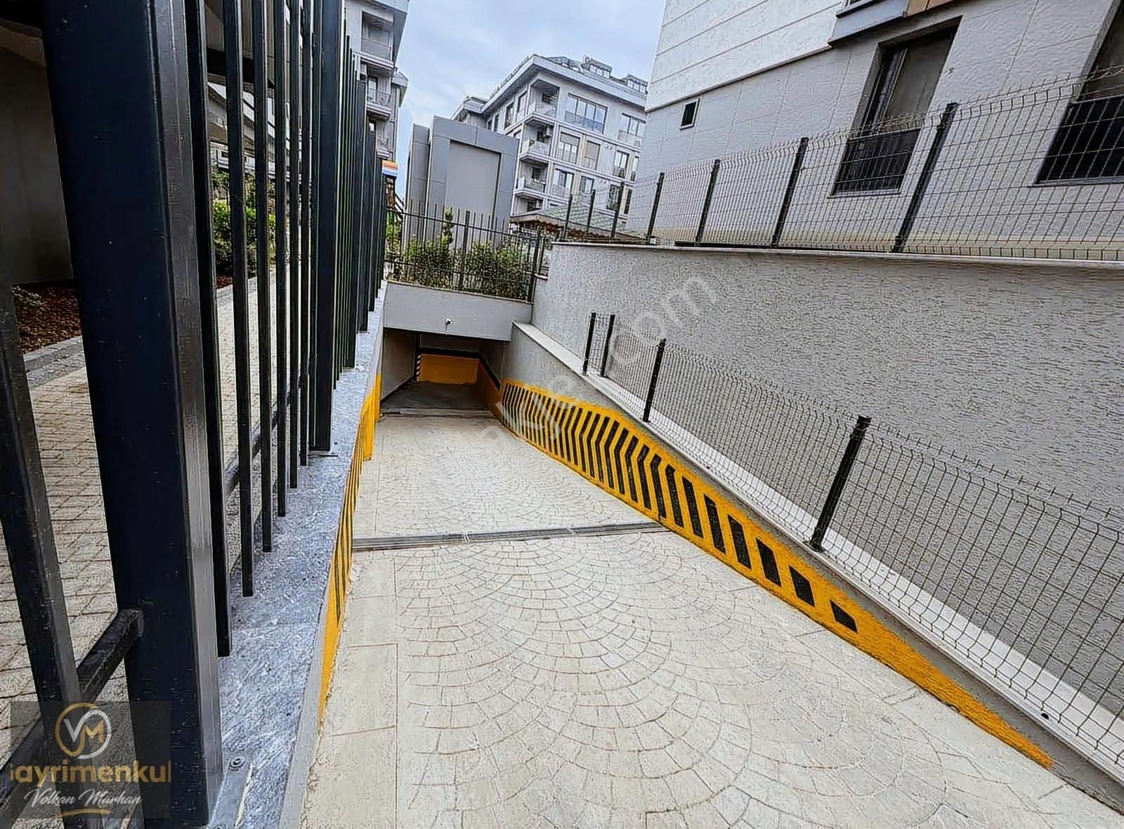 Fırsat! Vera Çengelköy Site İçerisinde 3+1 Lüks Arakat Daire - Görsel 18