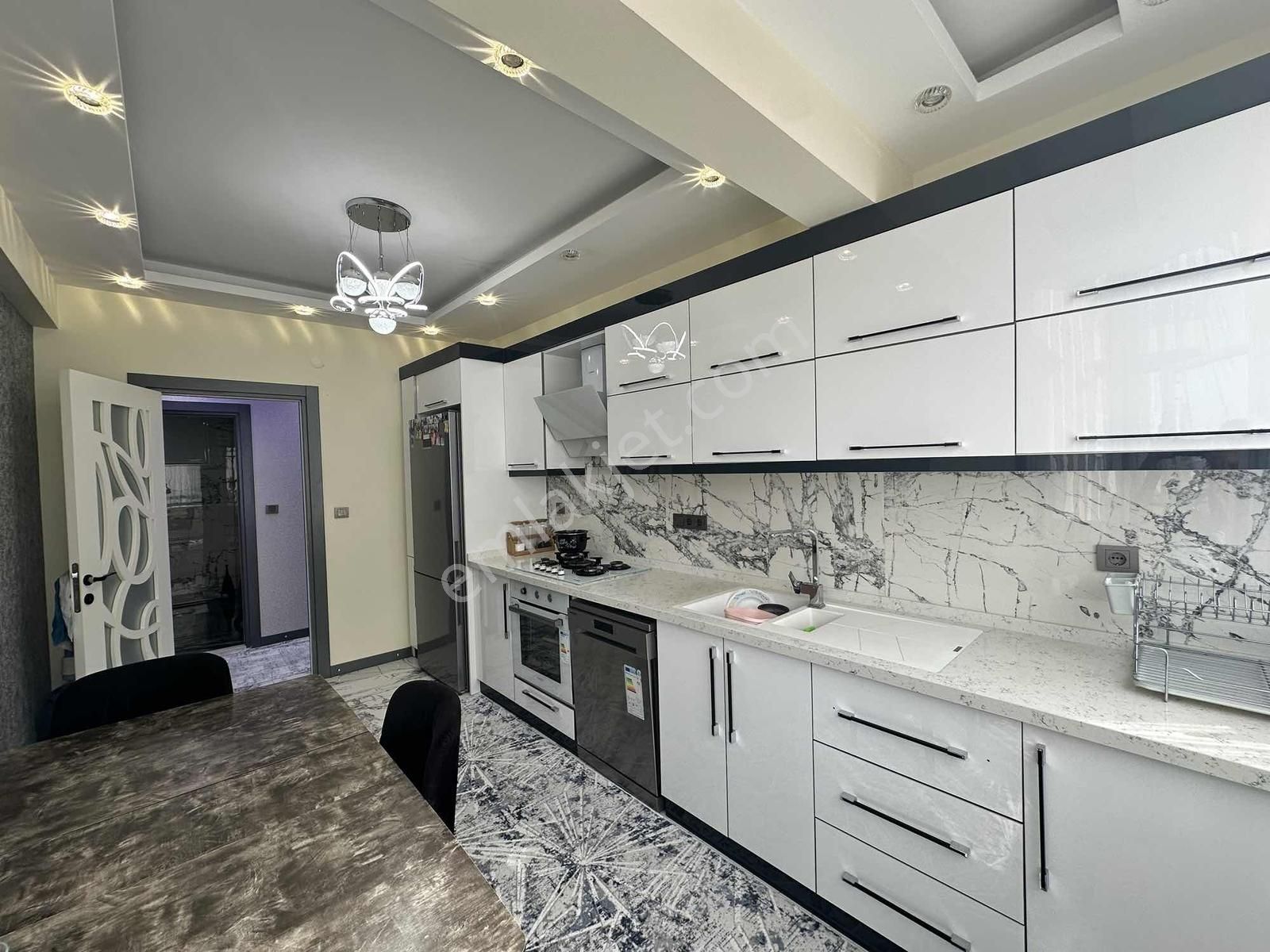 Turpa Balçova'dan Arakat 3+1 Köşe Konumlu Daire - Görsel 7