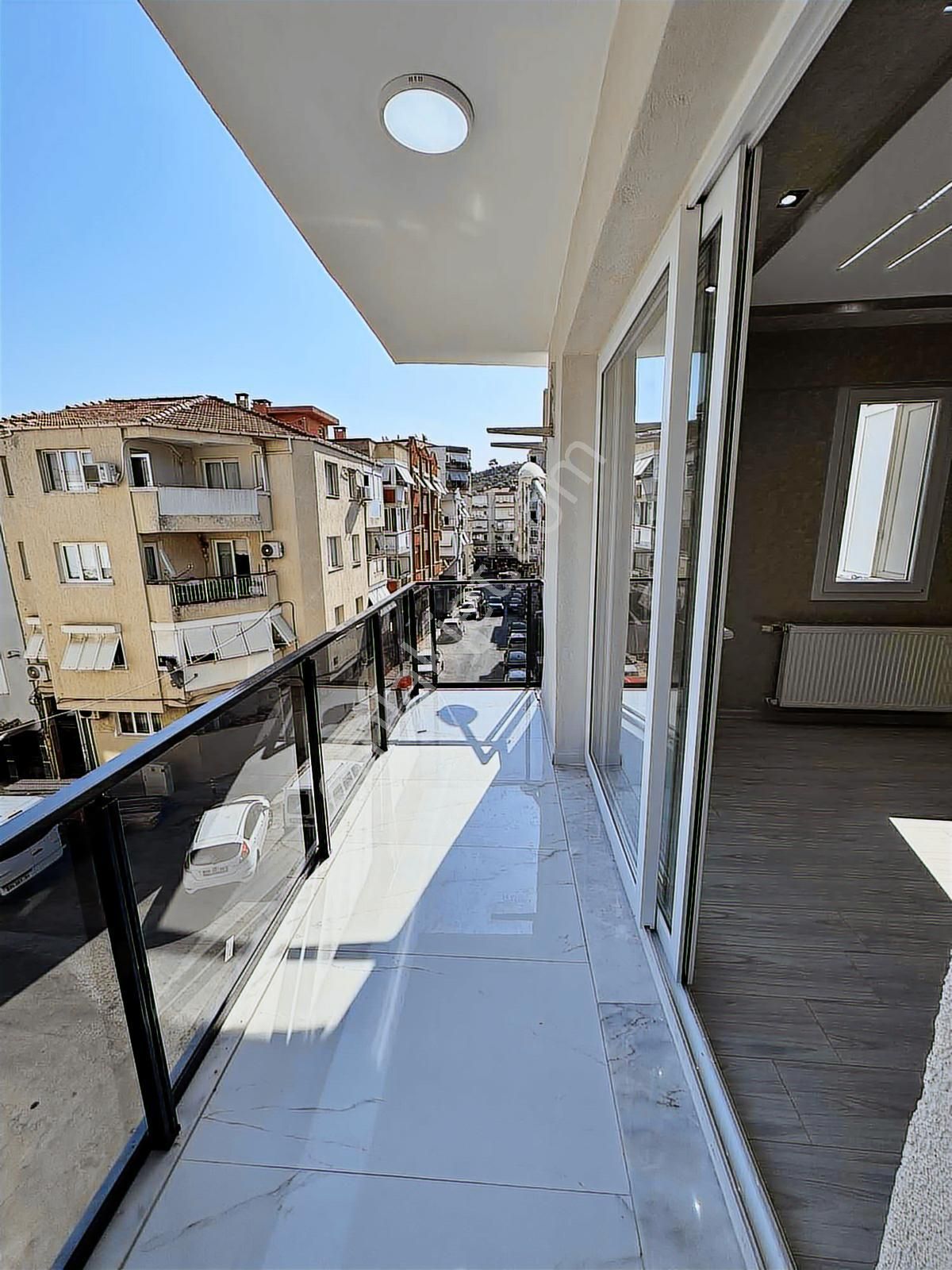 Balçovada 3+1 Ara Kat İçi Lüks Yapılı Satılık Köşe Daire - Görsel 23