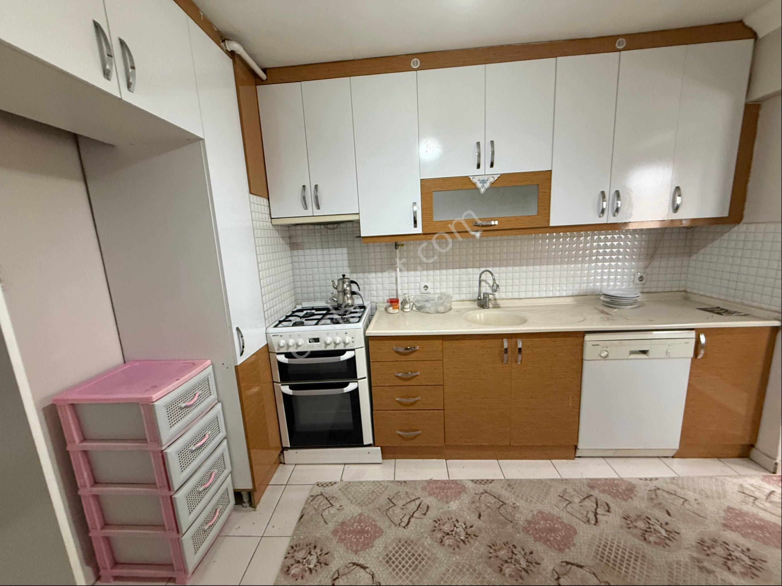 Satılık Kupon 3+1 Çift Balkonlu Net 135m2 Daire