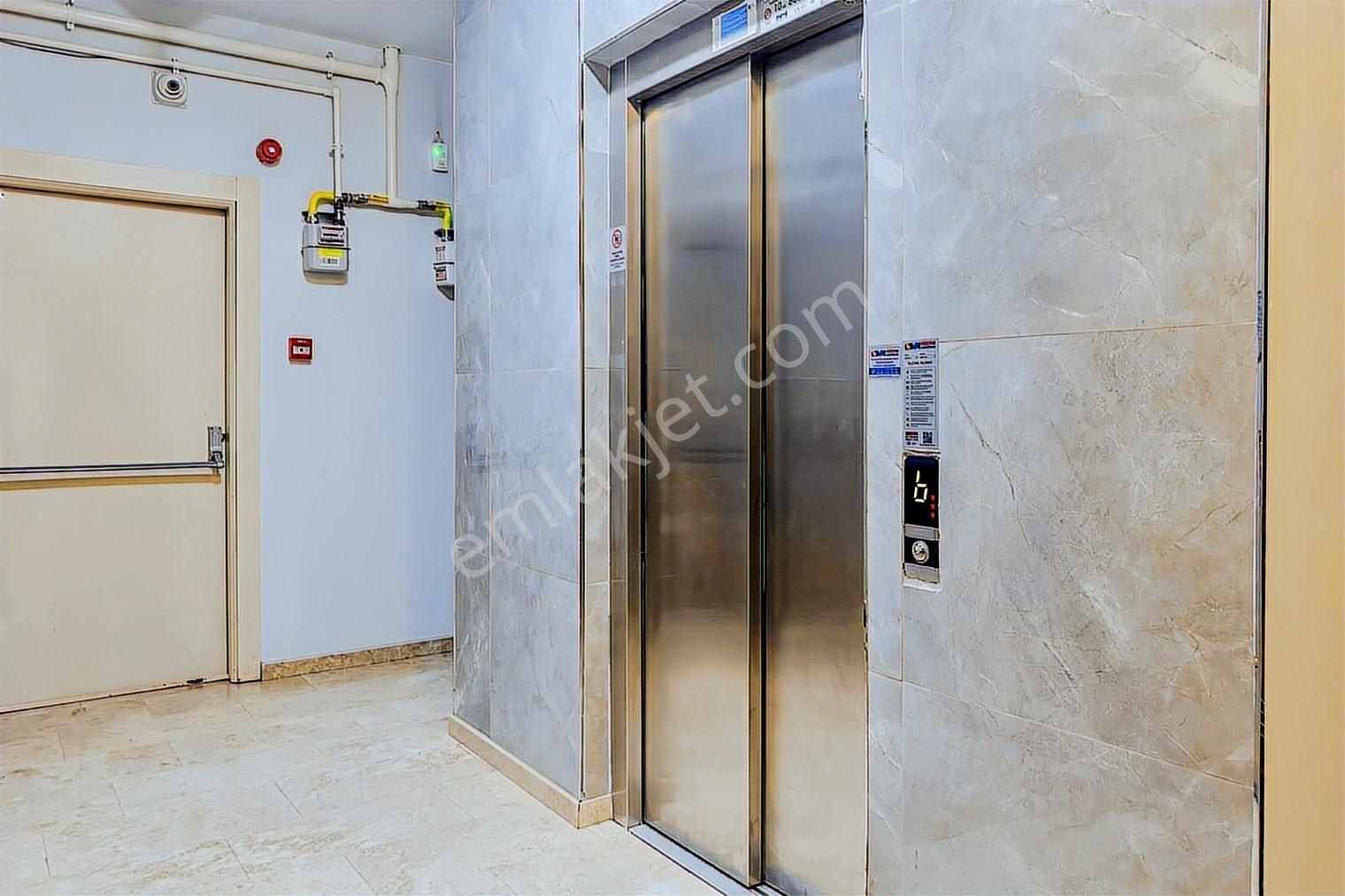 Erenköy'de Yeni Eşyalı 2+1 Kiralık Daire - Görsel 8