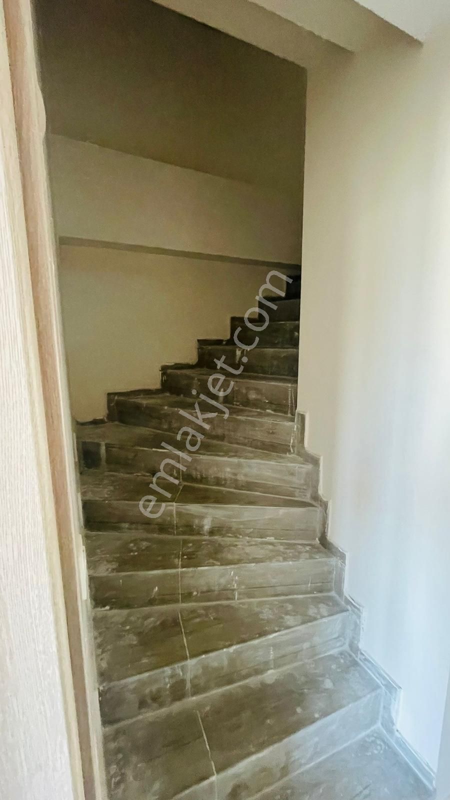 Gülyakada Sıfır Lüks 3+1 Dubleks Asansör + Otopark + Teras - Görsel 25