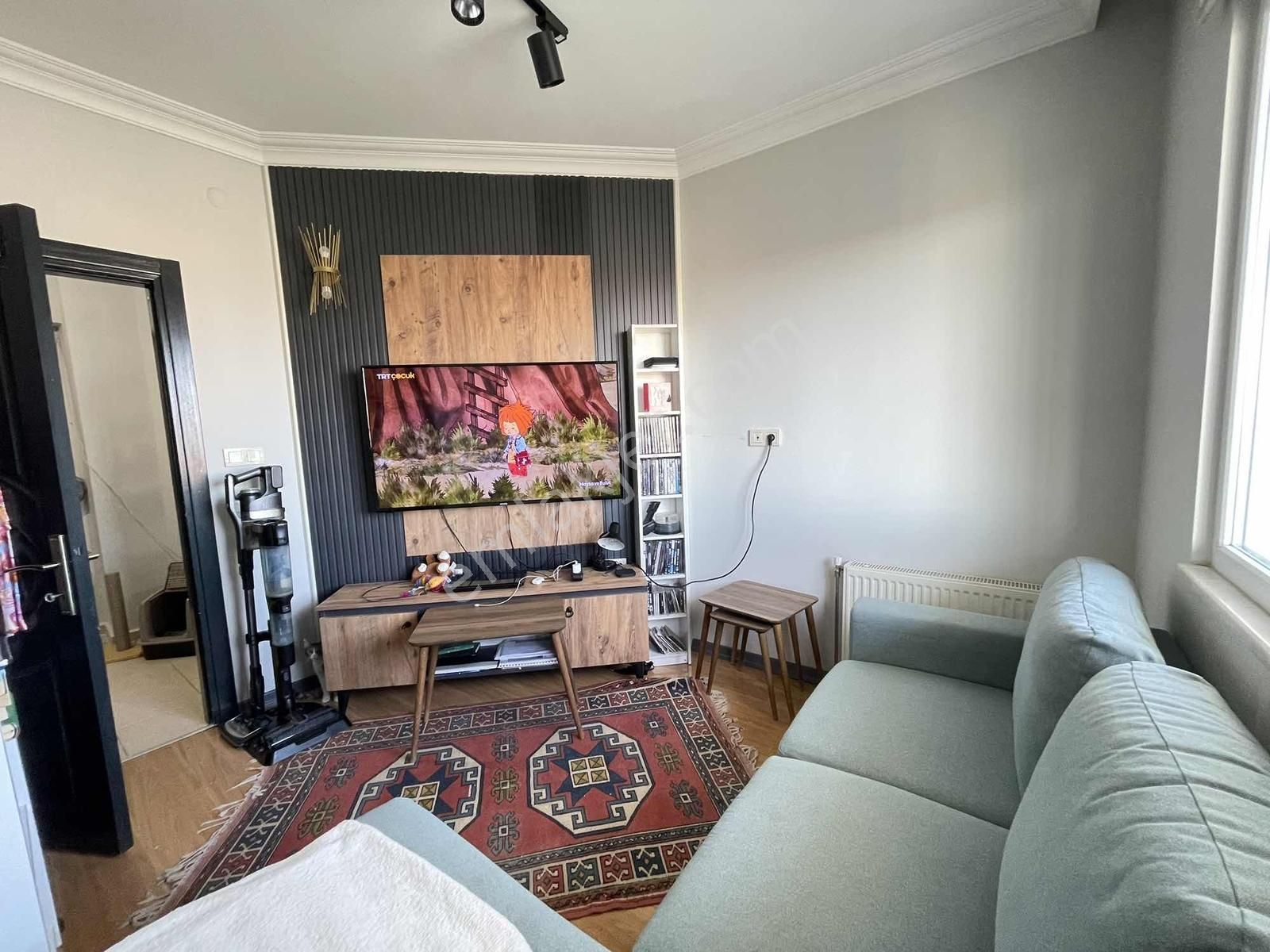 Yamaner'den Dumlupınar'da Site İçerisin'de 2+0 Daire - Görsel 4