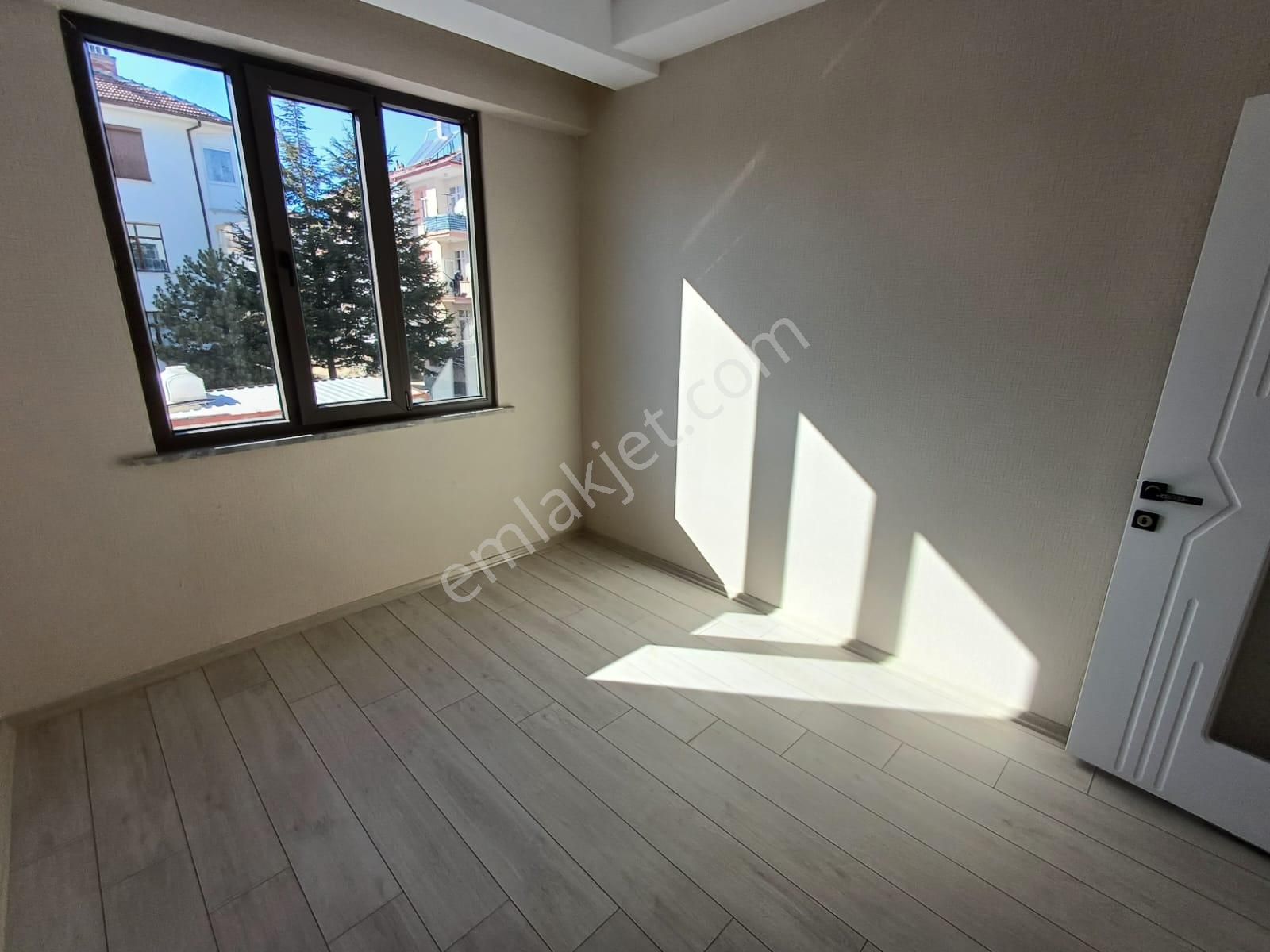 Emrah Çiftci'den Selçuklu Selahaddin Eyyubi Mah.ahmet Yesevi Cad. Yanı Satılık 2+1 Daire - Görsel 13