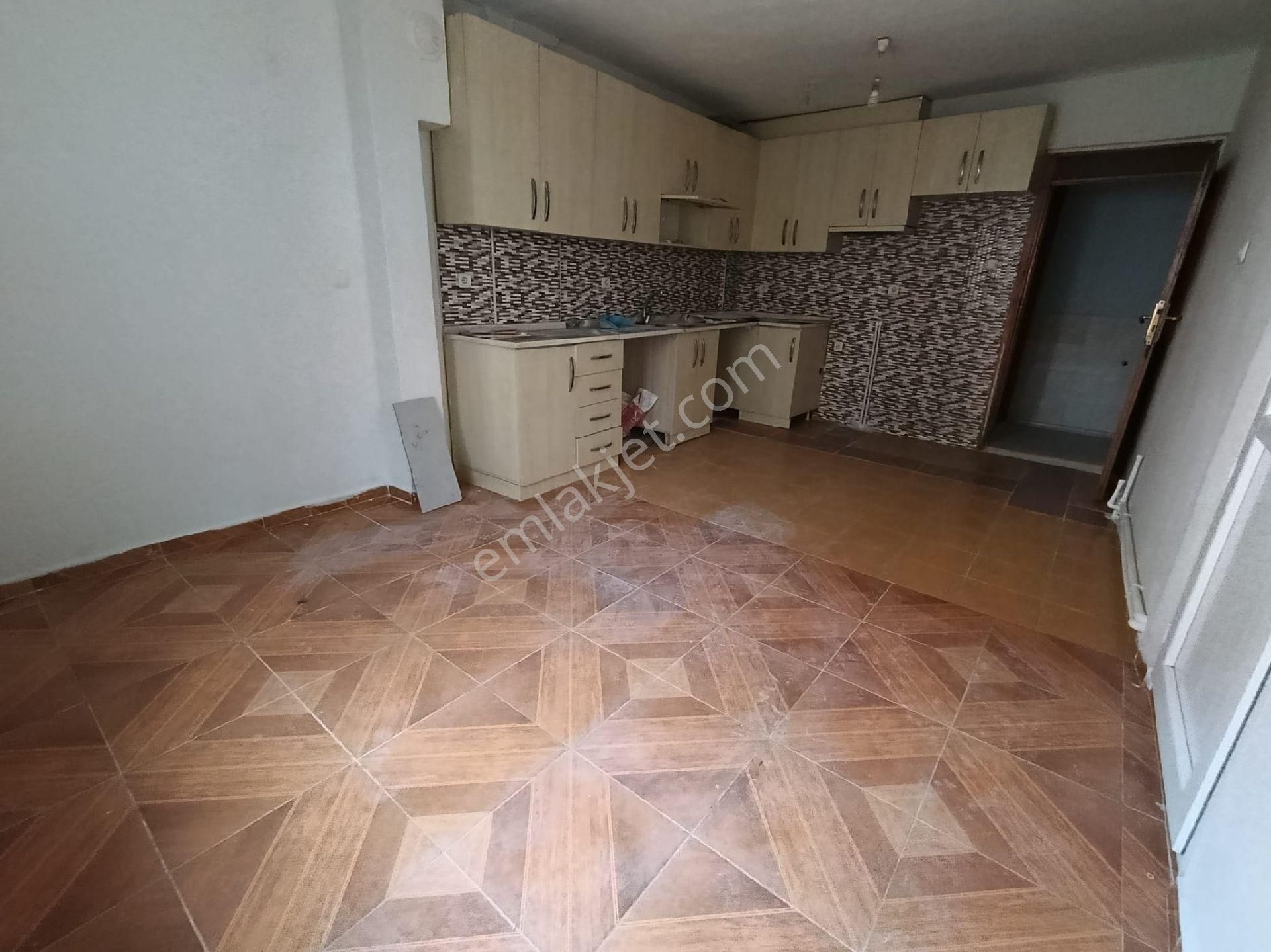 Bozyaka Sevgi Mahallesi'nde 3+1 Arakat - Görsel 15