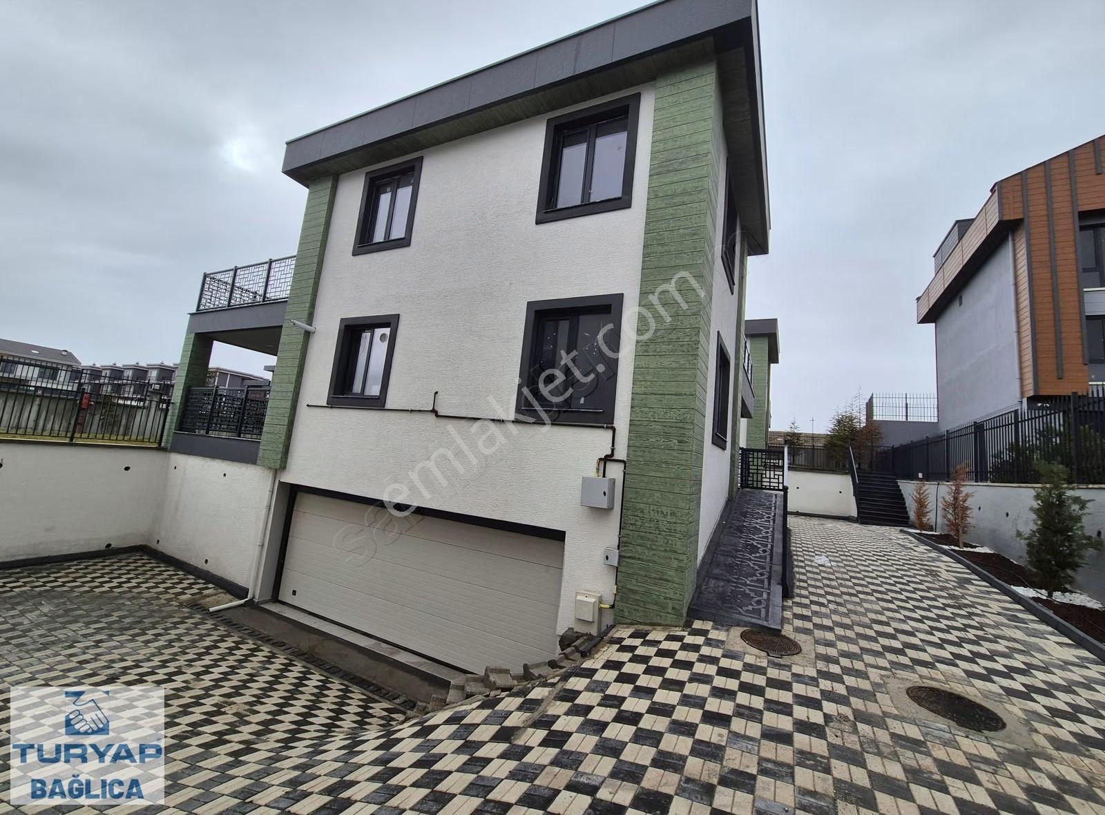 Bağlıca Da Site İçinde Kapalı Otoparklı 4+1 Bağımsız Villa - Görsel 16