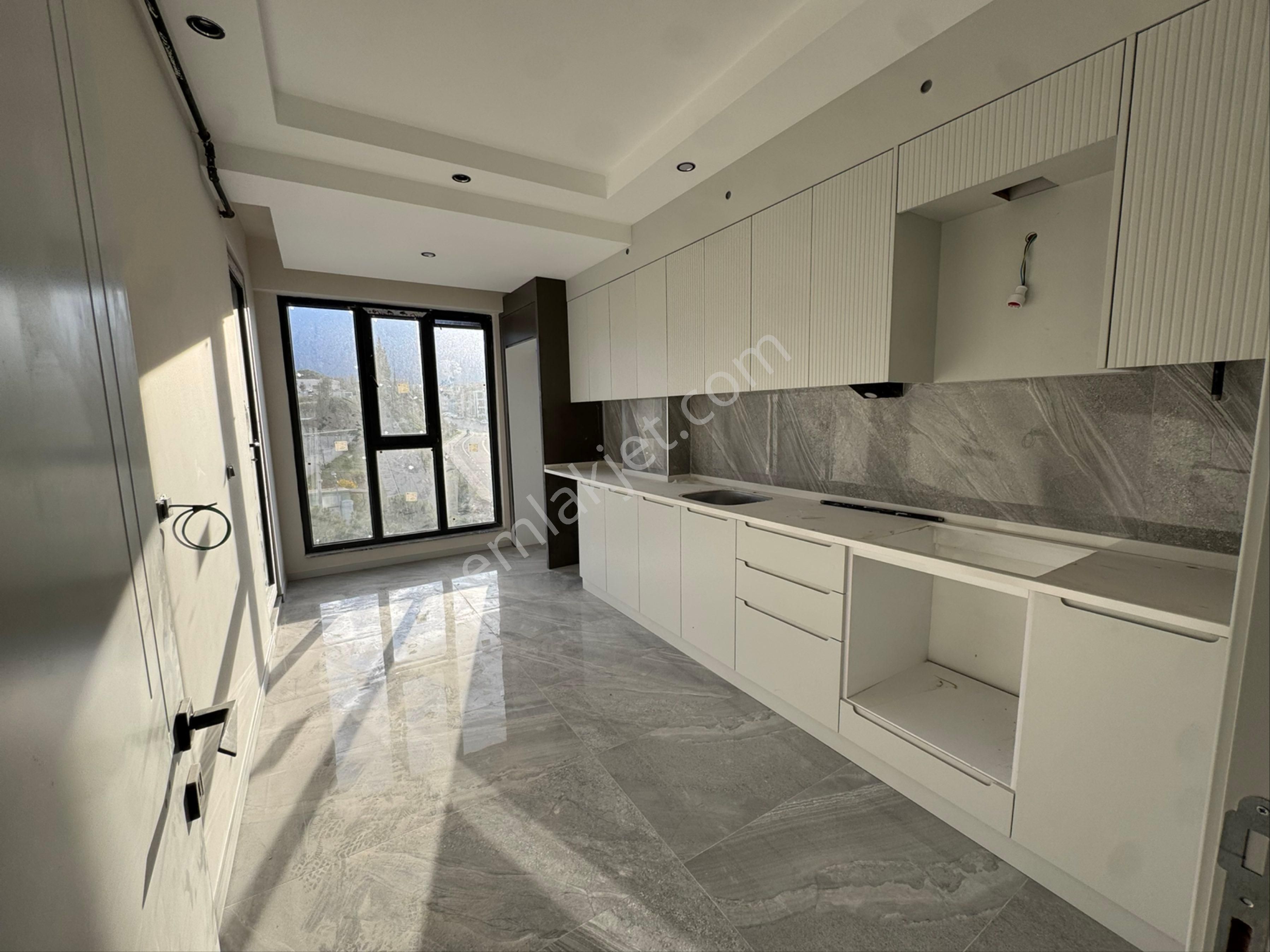 Satılık 2+1 Ultralüx 90 M2 Daireler