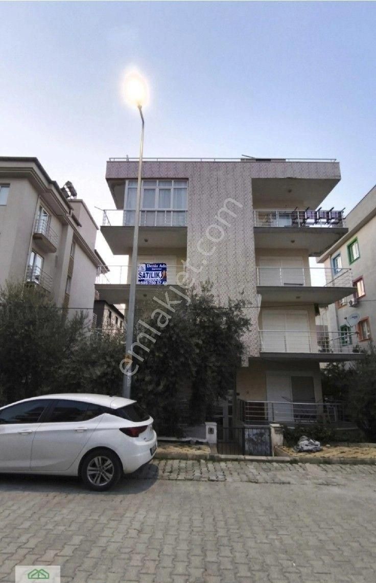 Kuşadası Ege Mahallesi’nde Merkezi Konumda Satılık 2+1 Daire