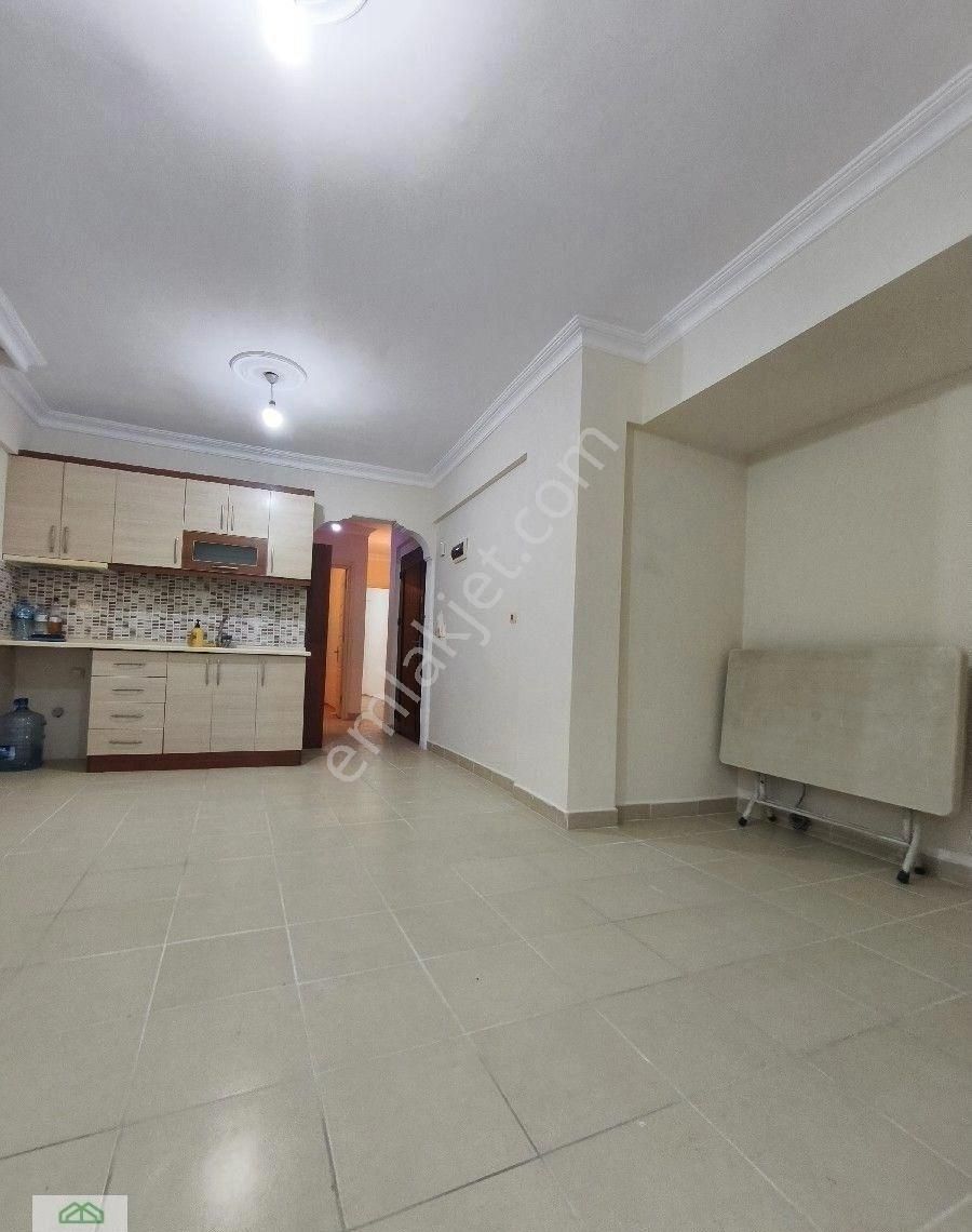 Kuşadası Ege Mahallesi’nde Merkezi Konumda Satılık 2+1 Daire - Görsel 9