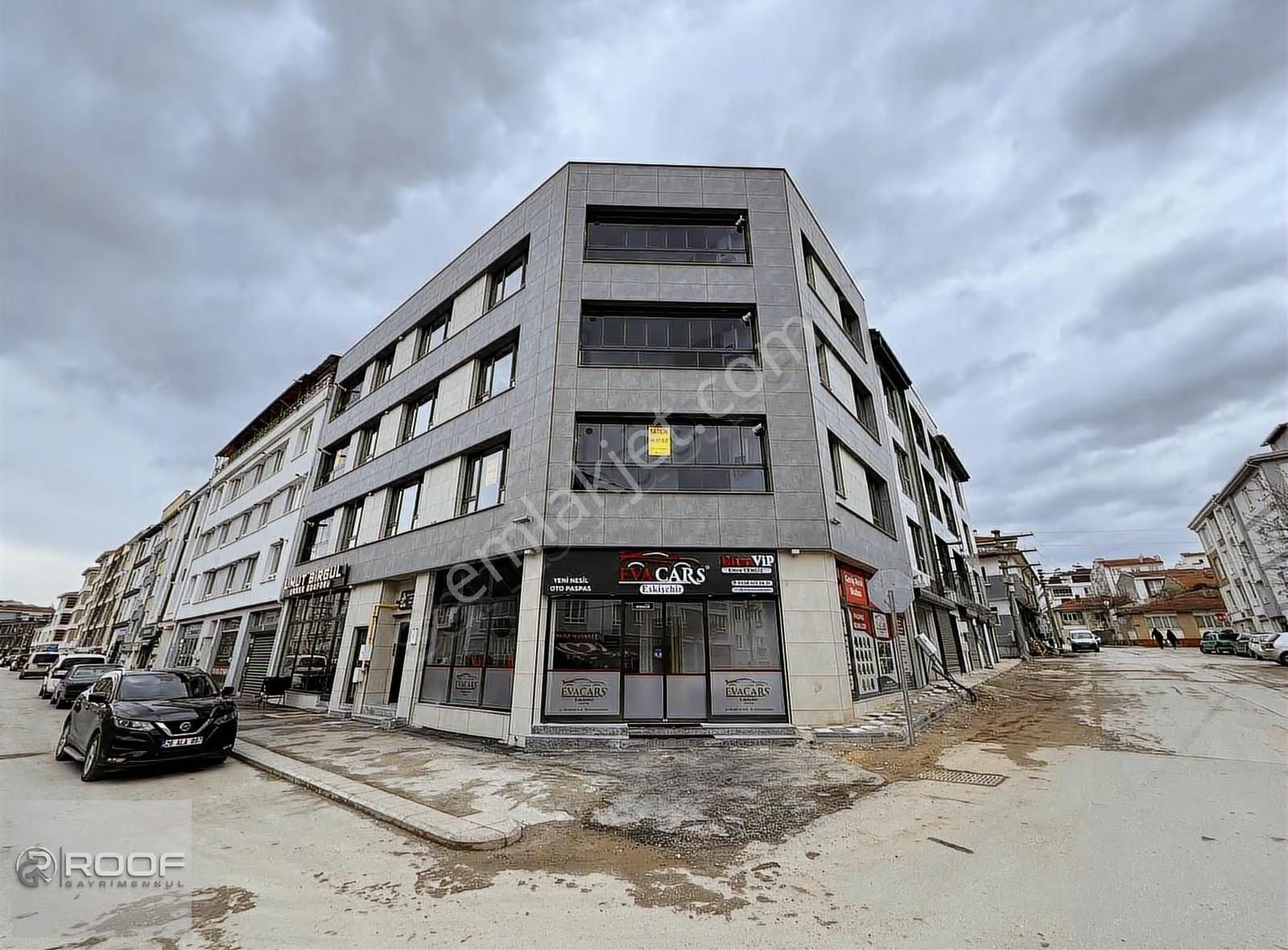 Roof Gayrimenkul'den Köşe Başı 90 M² 2+1 Sıfır Daireler