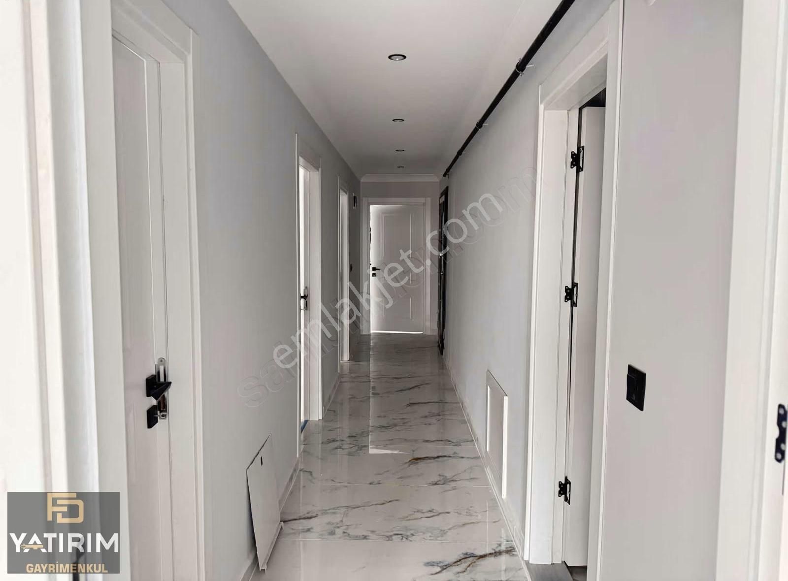 Tuzla Caddesi Yakını Asansörlü Lüx 3+1 120 M2 Ön Cephe Orta Kat - Görsel 3