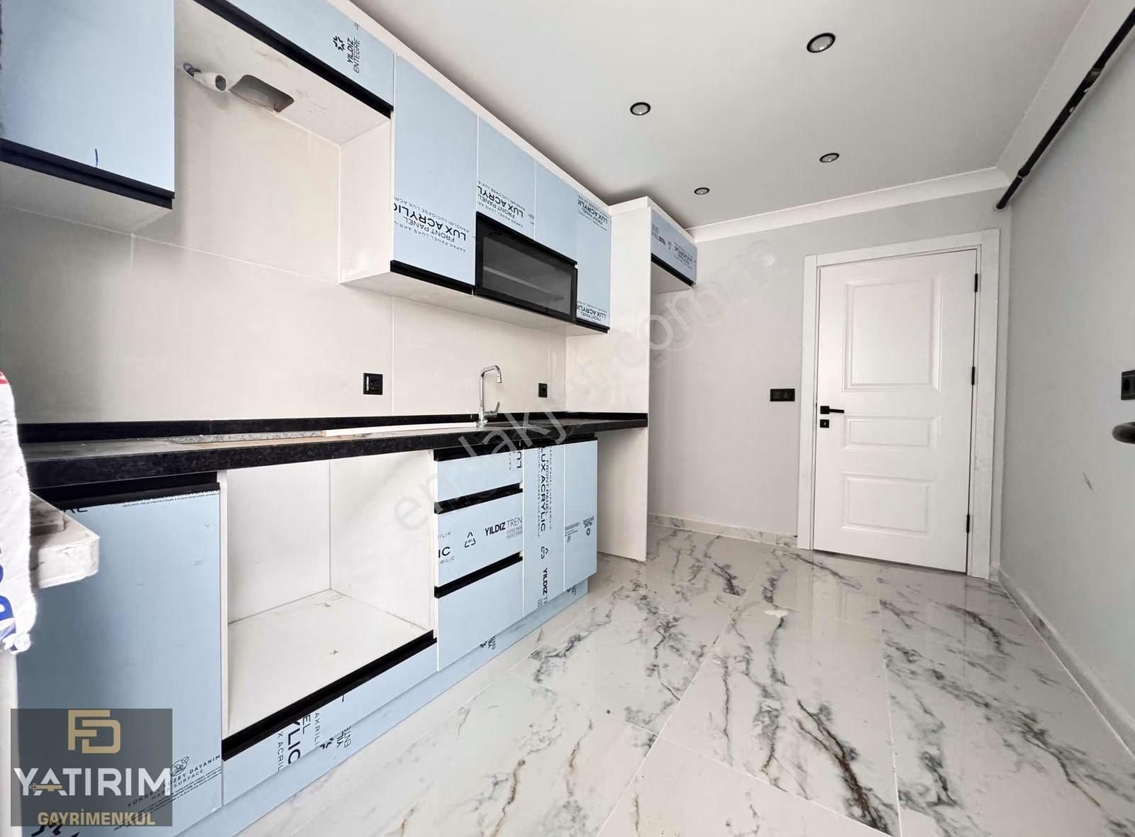 Tuzla Caddesi Yakını Asansörlü Lüx 3+1 120 M2 Ön Cephe Orta Kat - Görsel 6