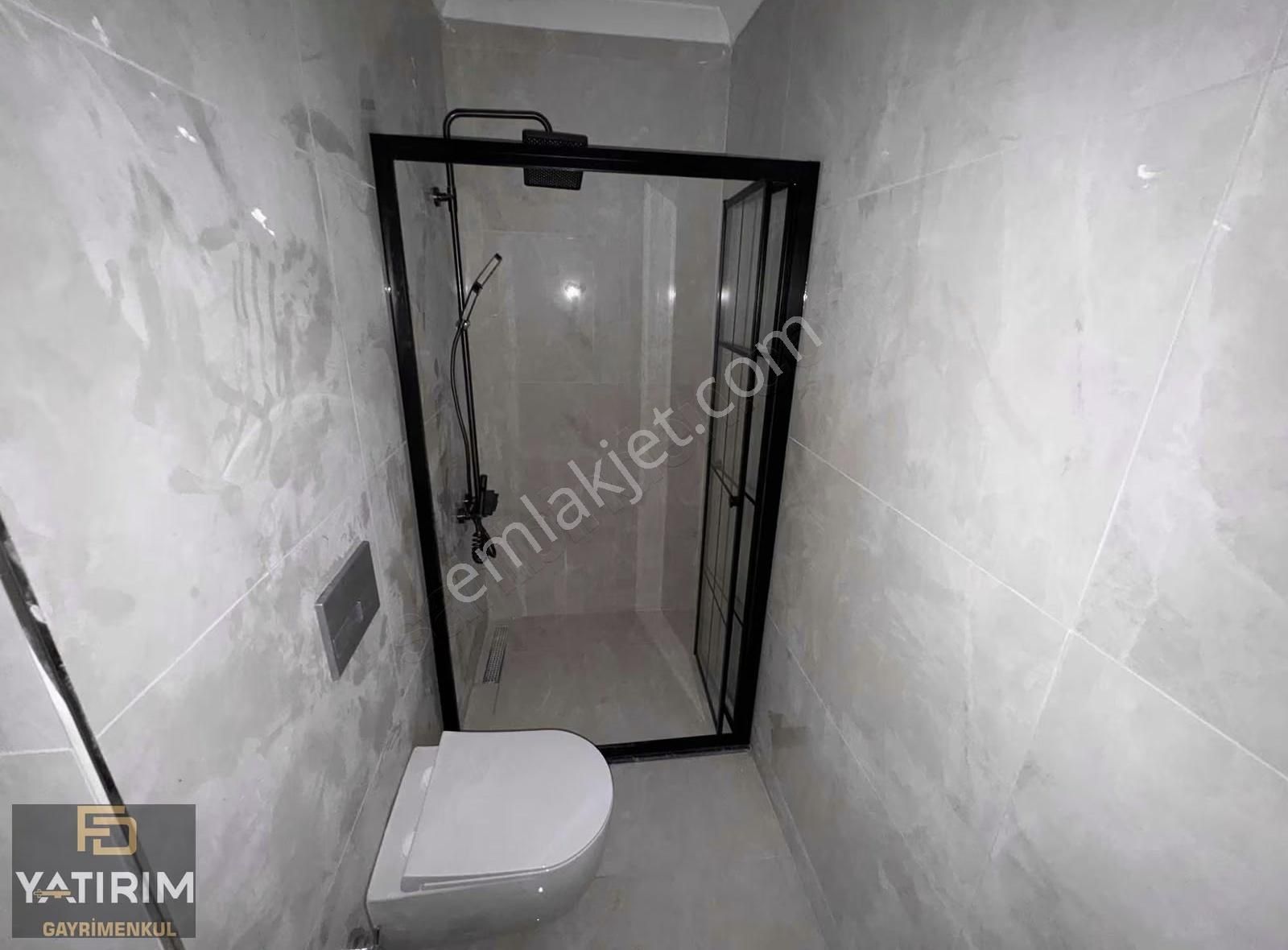 Atatürk Cad Cevizli Fırın Yakını Asansörlü 4+1 200 Lüx Dubleks - Görsel 18