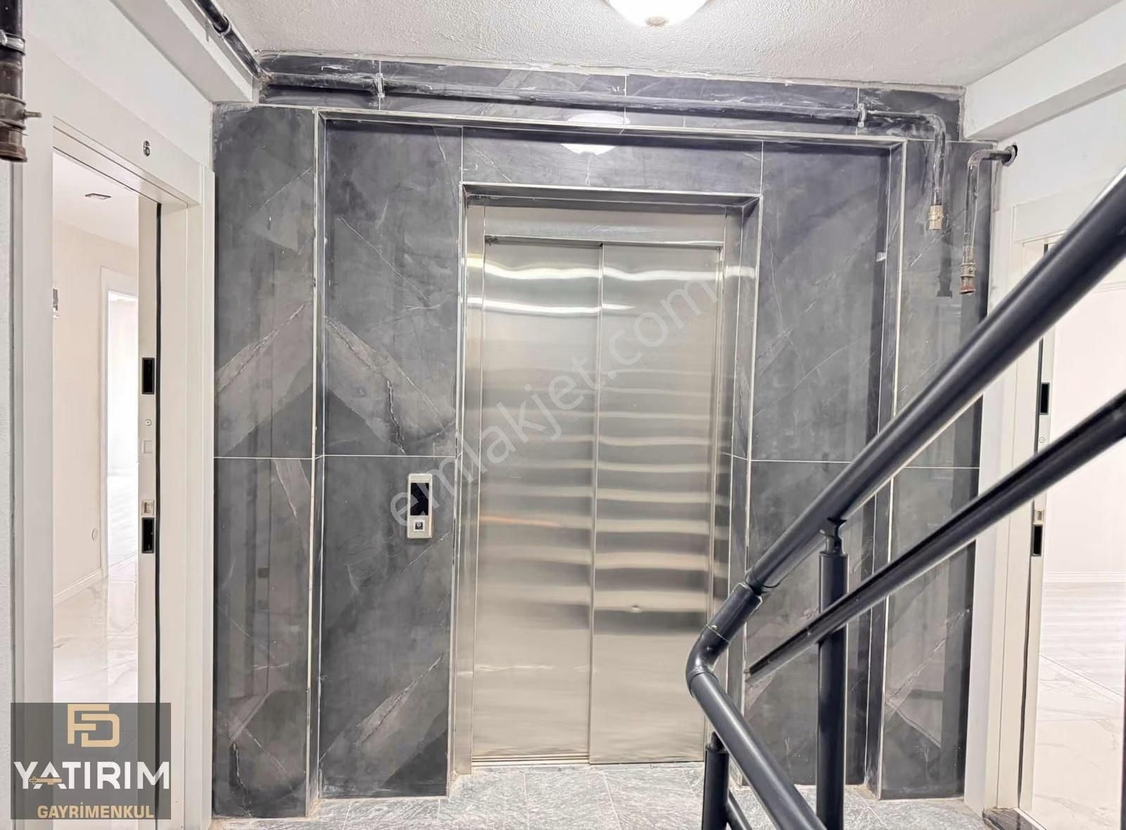 Atatürk Cad Cevizli Fırın Yakını Asansörlü 4+1 200 Lüx Dubleks - Görsel 22