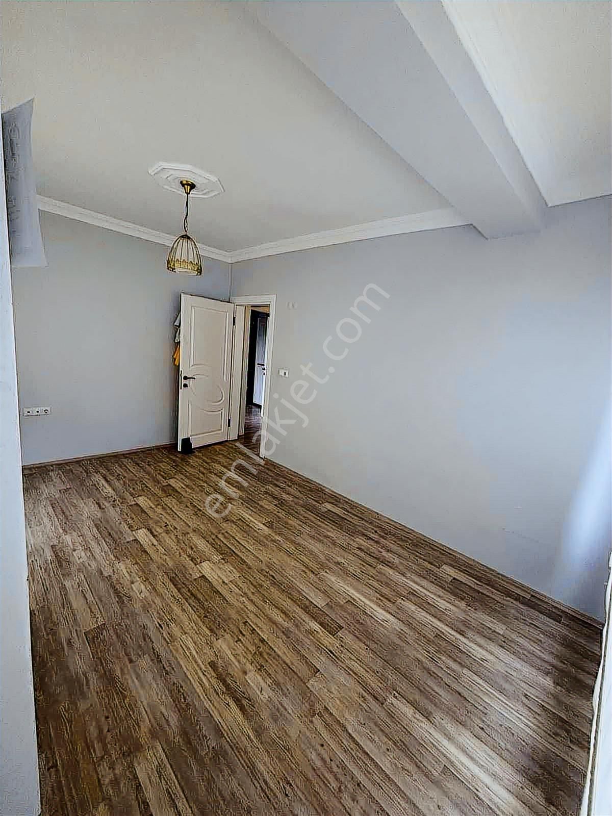 Gönen Kurtuluş Mahallesi'nde Satılık 5+2 Geniş Dubleks Daire - Görsel 16