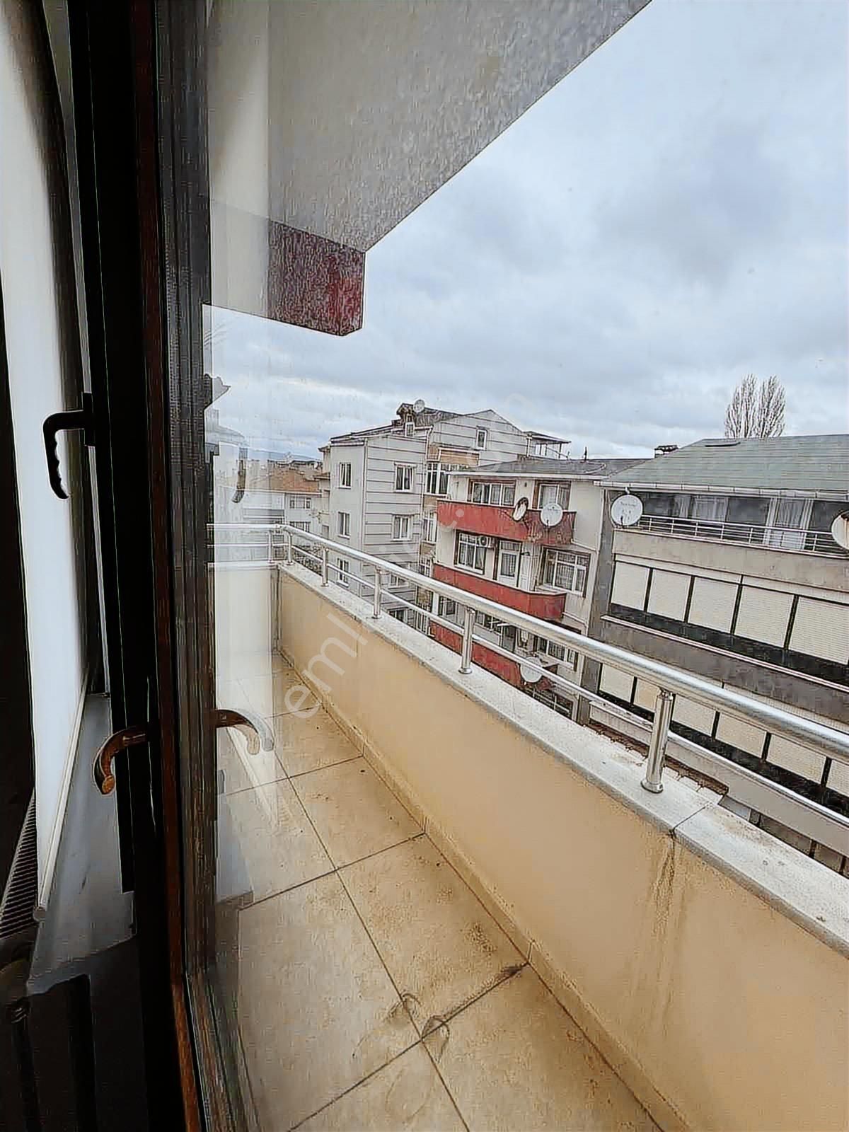 Gönen Kurtuluş Mahallesi'nde Satılık 5+2 Geniş Dubleks Daire - Görsel 3