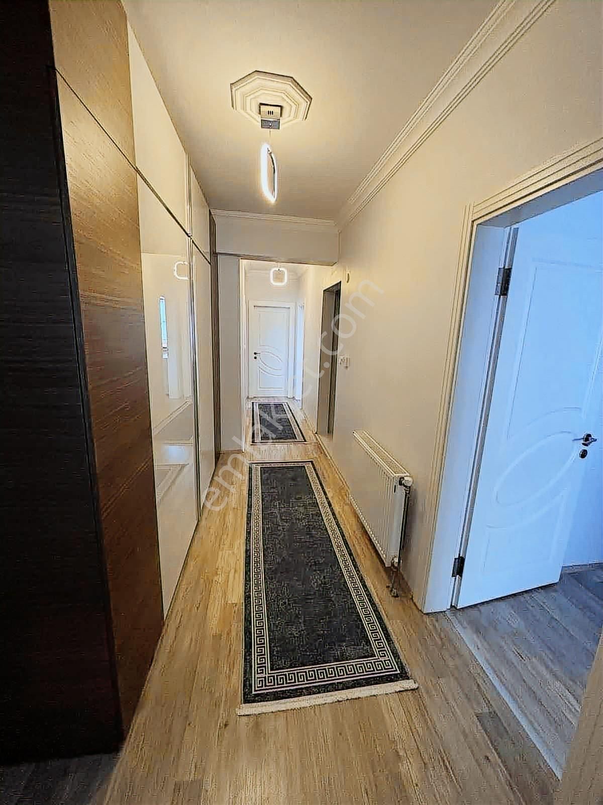 Gönen Kurtuluş Mahallesi'nde Satılık 5+2 Geniş Dubleks Daire - Görsel 5