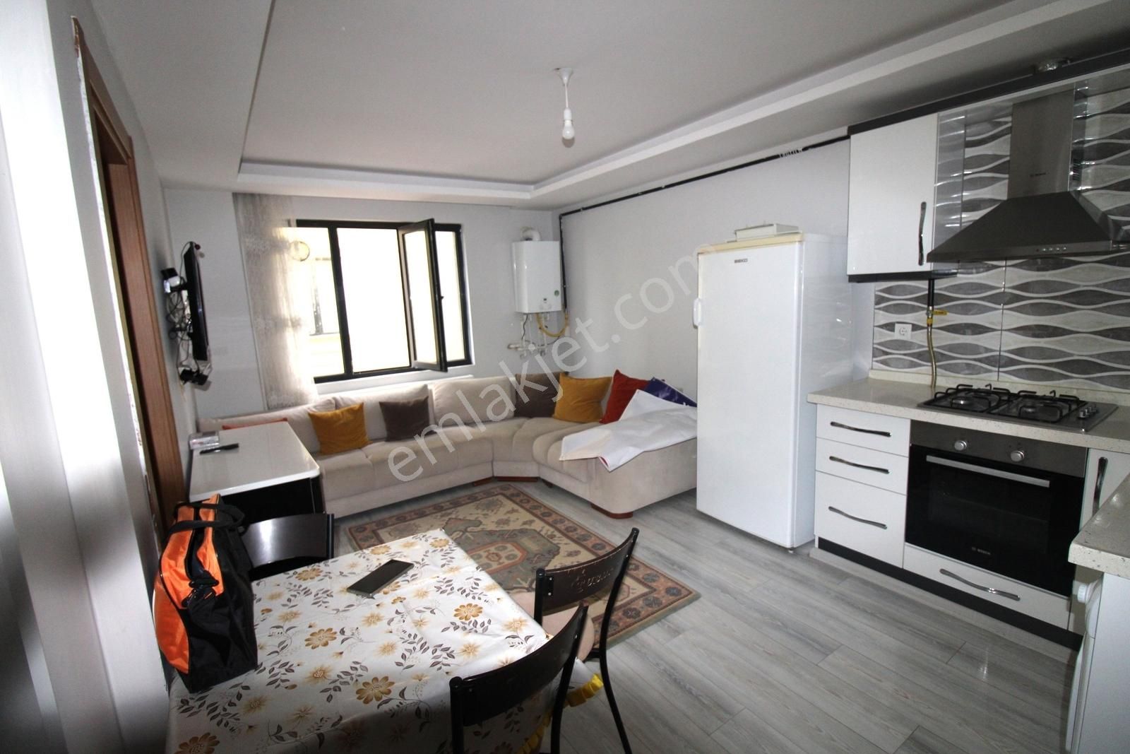 Avm - Adliye - Hastane Yakını Ara Kat Kiralık 1+1 Daire - Görsel 10