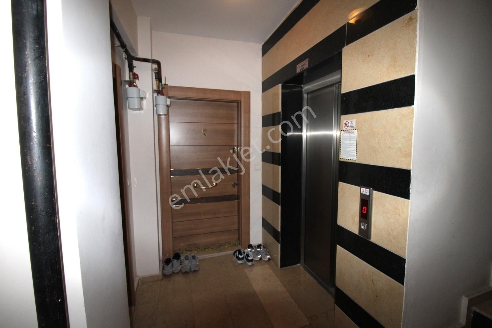Avm - Adliye - Hastane Yakını Ara Kat Kiralık 1+1 Daire - Görsel 16