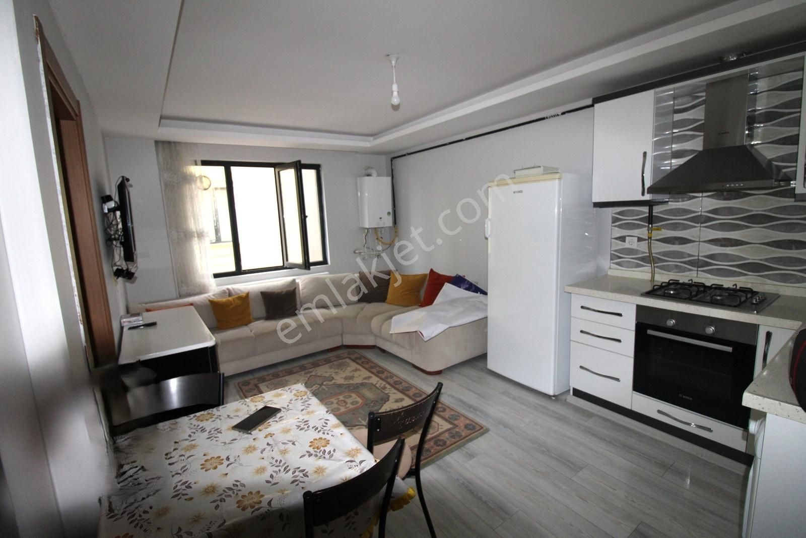 Avm - Adliye - Hastane Yakını Ara Kat Kiralık 1+1 Daire - Görsel 22
